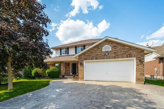 101 Thomas Blvd, Elora 2