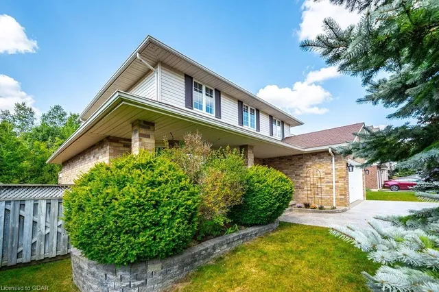 101 Thomas Blvd, Elora 3