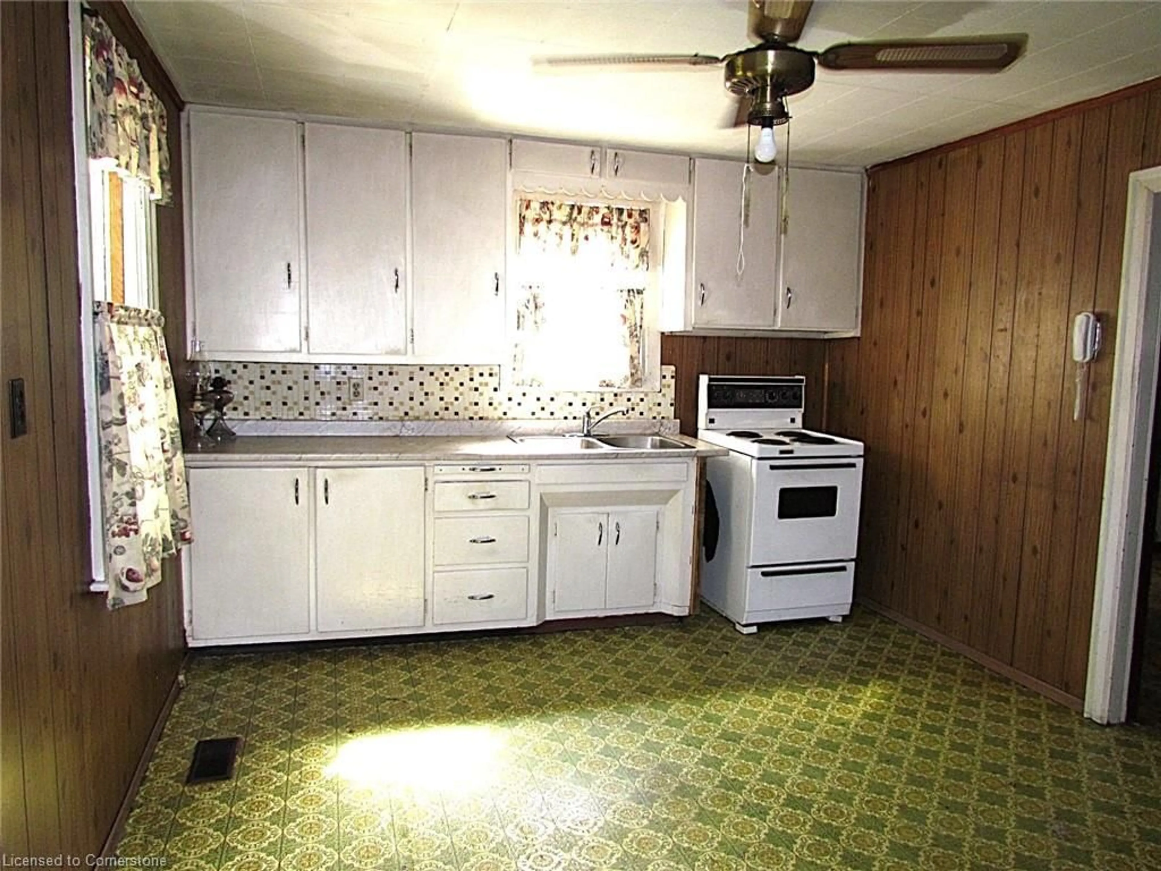 Kitchen, unknown floor, cottage for 140 6th Concession Road Enr, Clear Creek Ontario N0E 1C0