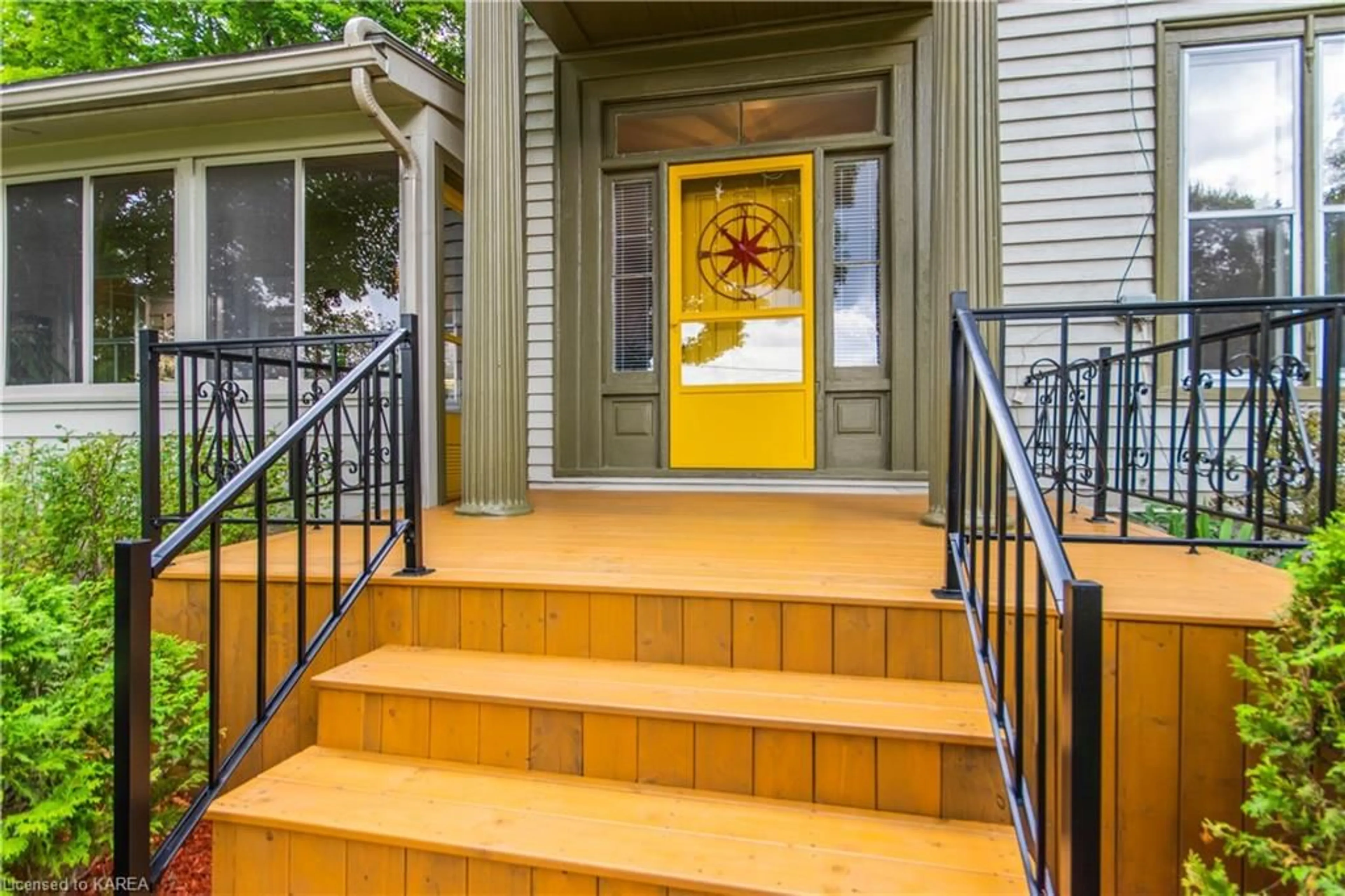 Indoor entryway, wood floors for 330 Colebrook Rd, Colebrook Ontario K0K 3N0