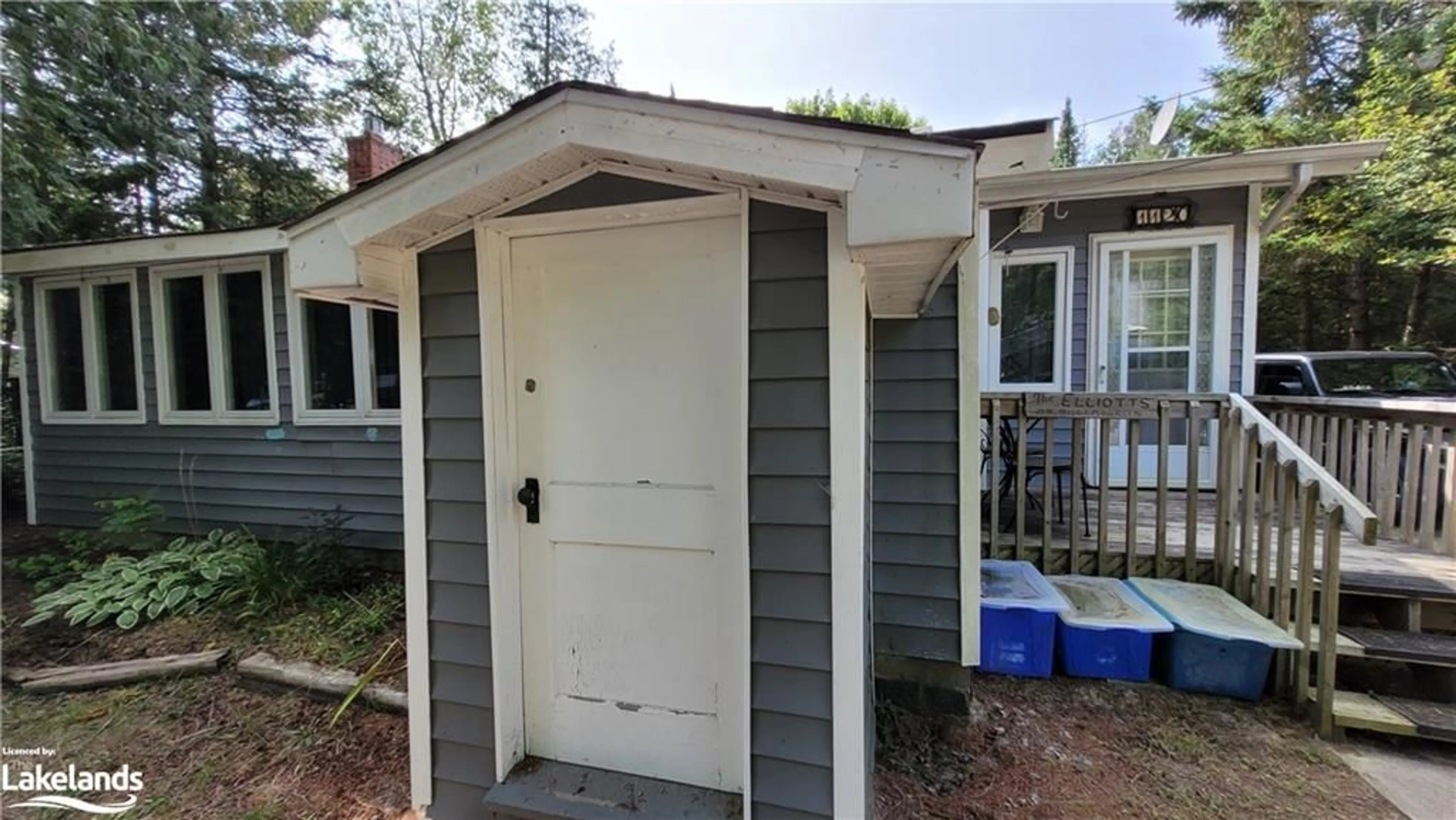 Shed for 1120 King Edward Ave, Sauble Beach North Ontario N0H 2G0