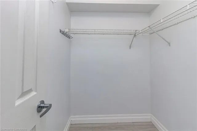 Additional property image - 330 Adelaide St Unit 810