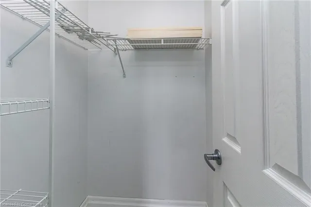 Additional property image - 330 Adelaide St Unit 810