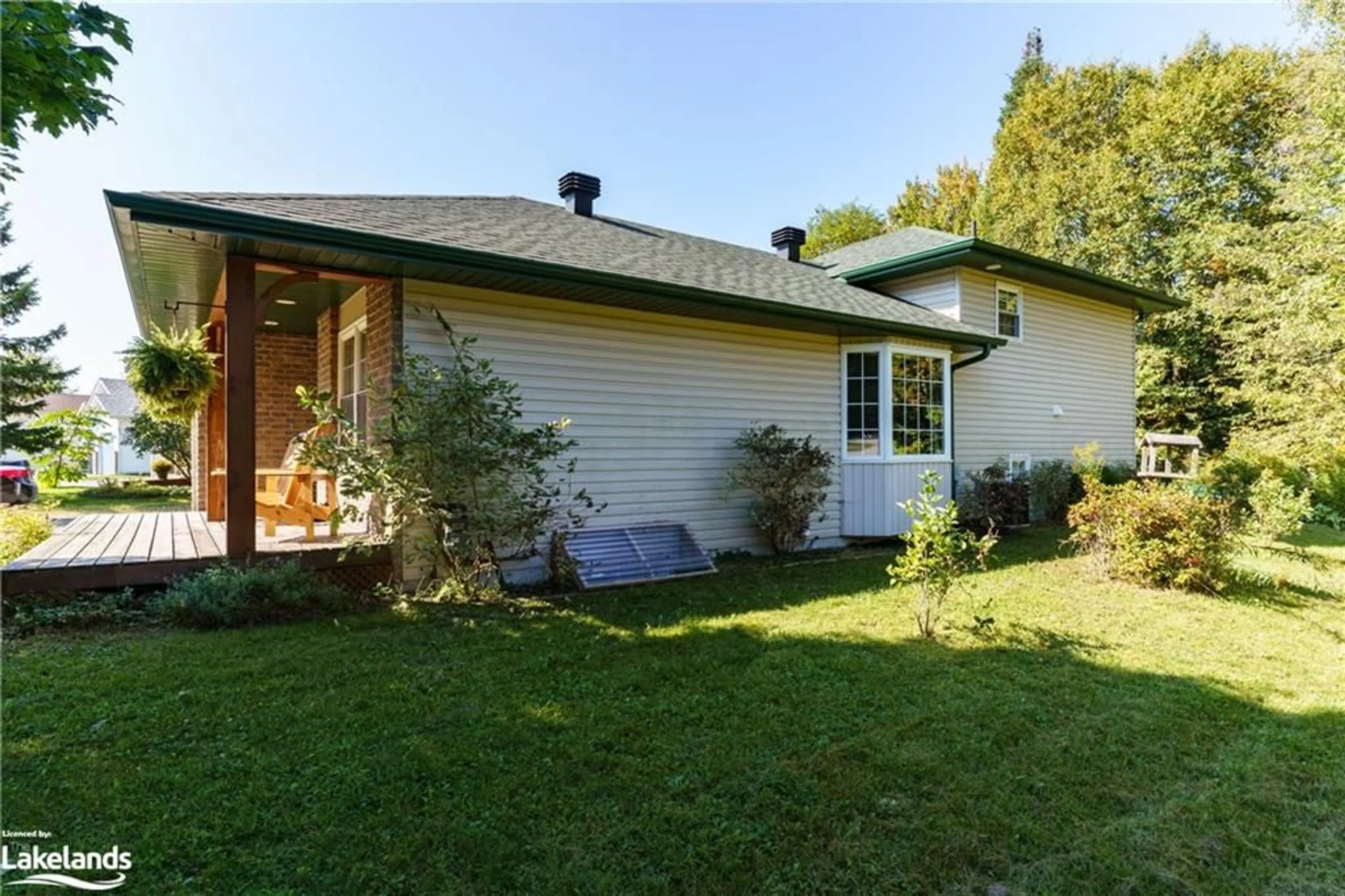 Frontside or backside of a home for 54 Killdeer Cres, Bracebridge Ontario P1L 1Z2