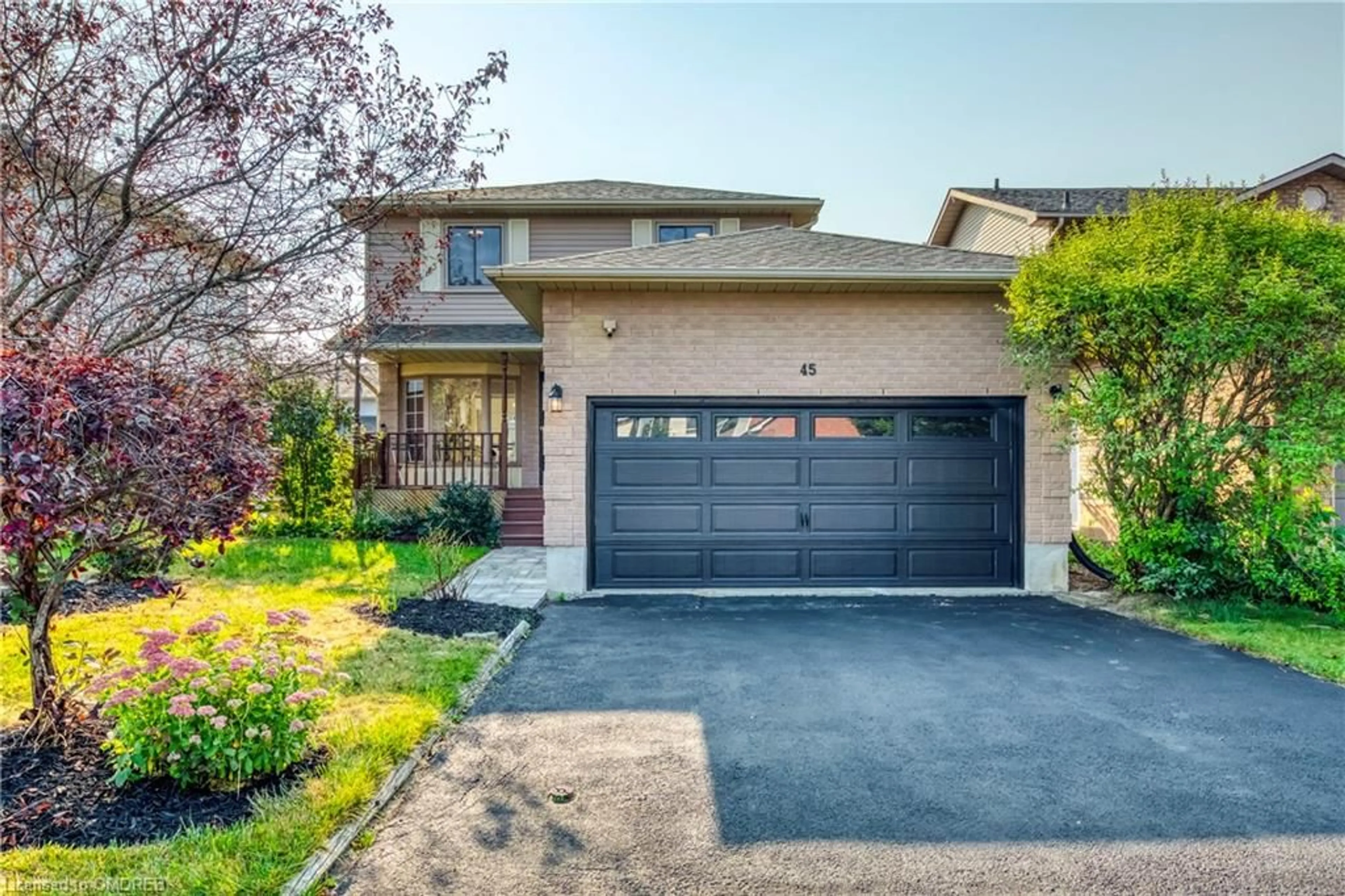 Frontside or backside of a home for 45 Karsh Cres, Hamilton Ontario L0R 2H5