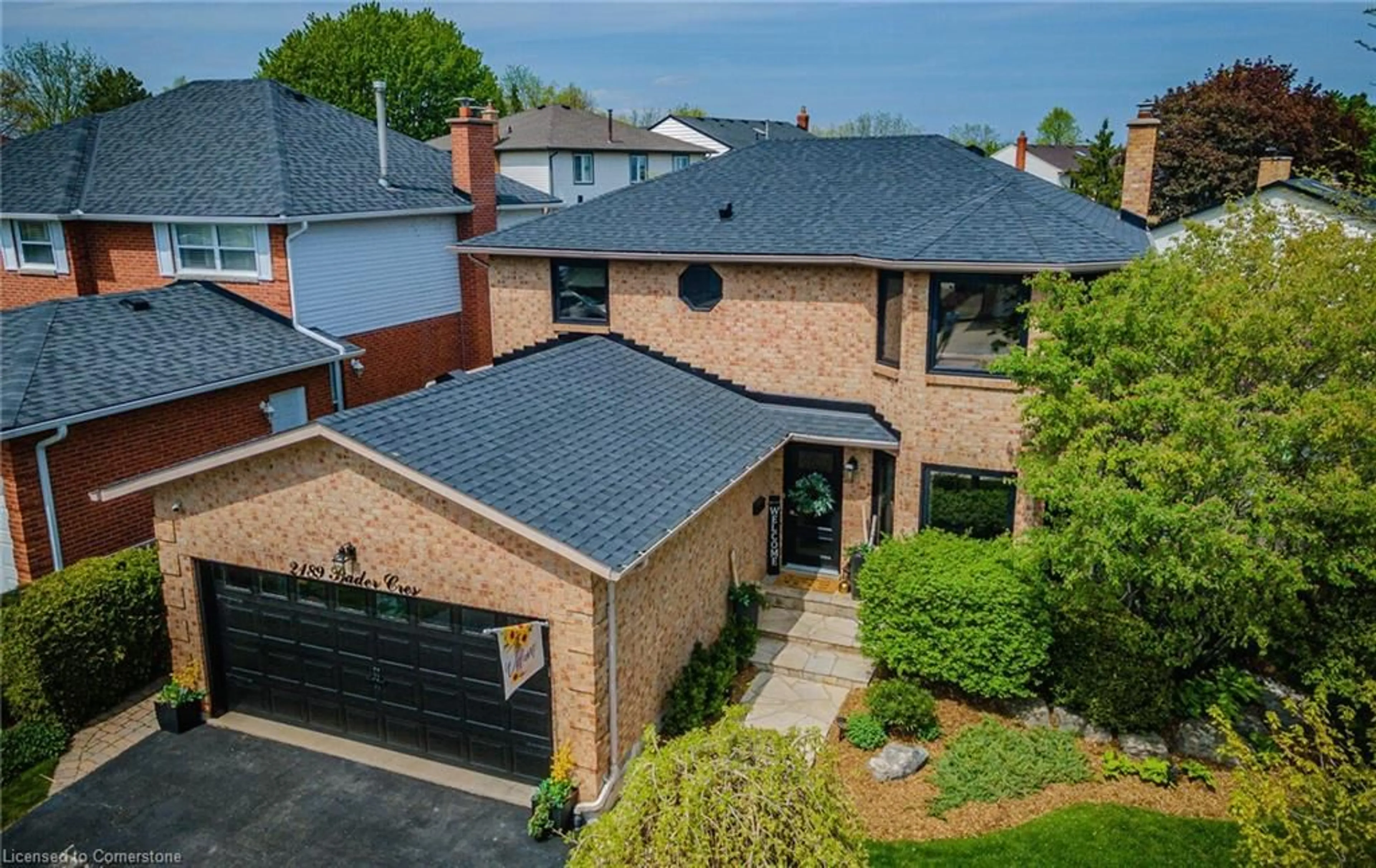 Home with brick exterior material for 2189 Bader Cres, Burlington Ontario L7P 4N4