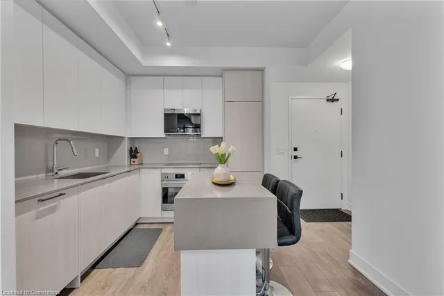 Additional property image - 2481 Taunton Road Rd Unit 704
