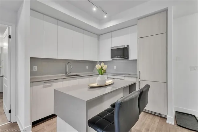 Additional property image - 2481 Taunton Road Rd Unit 704