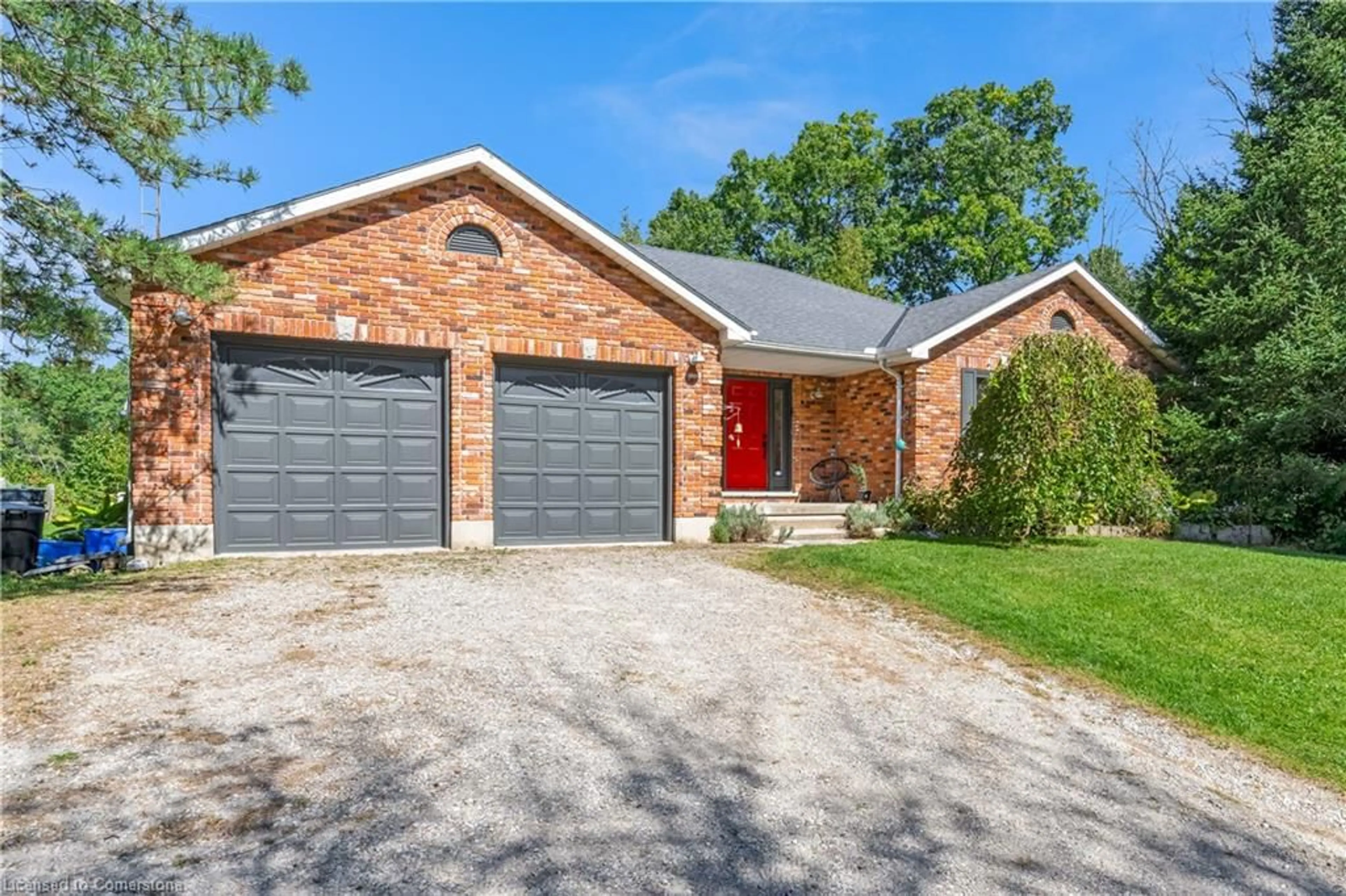 Home with brick exterior material for 337 Scenic Dr, St. George Ontario N0E 1N0