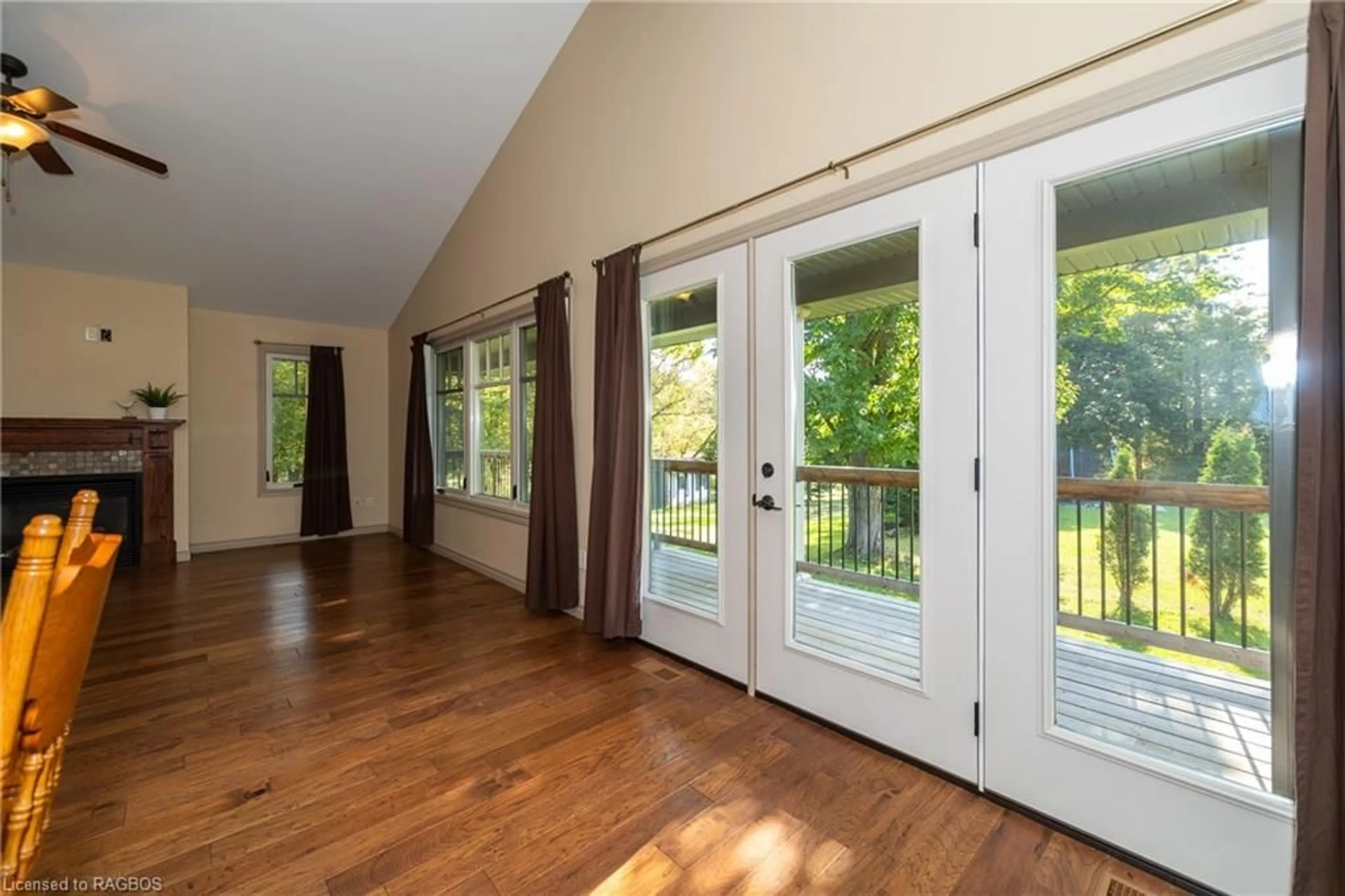 Indoor entryway, wood floors for 30 Victoria St, Dundalk Ontario N0C 1B0