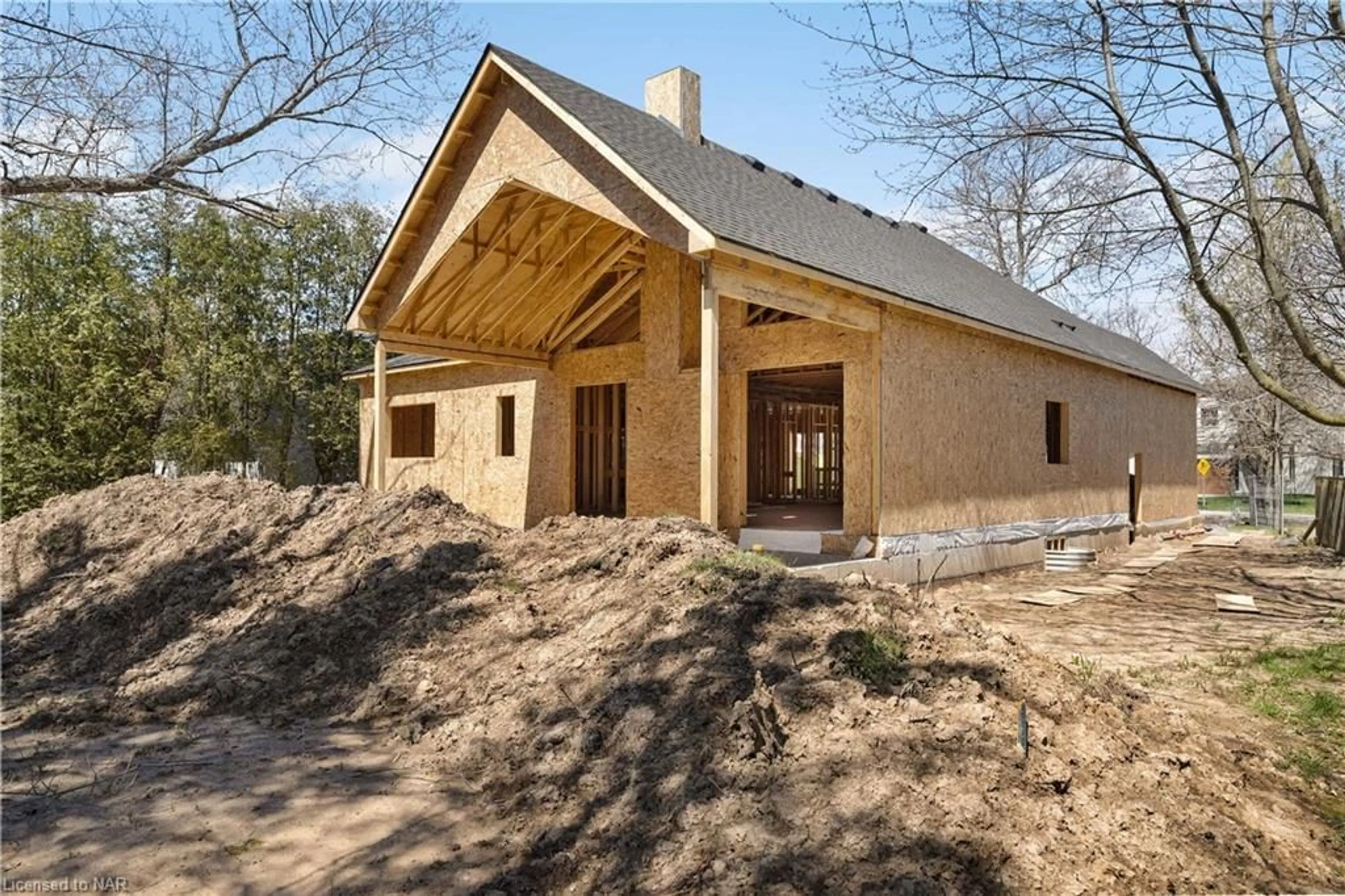 Home with brick exterior material for 7 Circle St, Niagara-on-the-Lake Ontario L0S 1J0