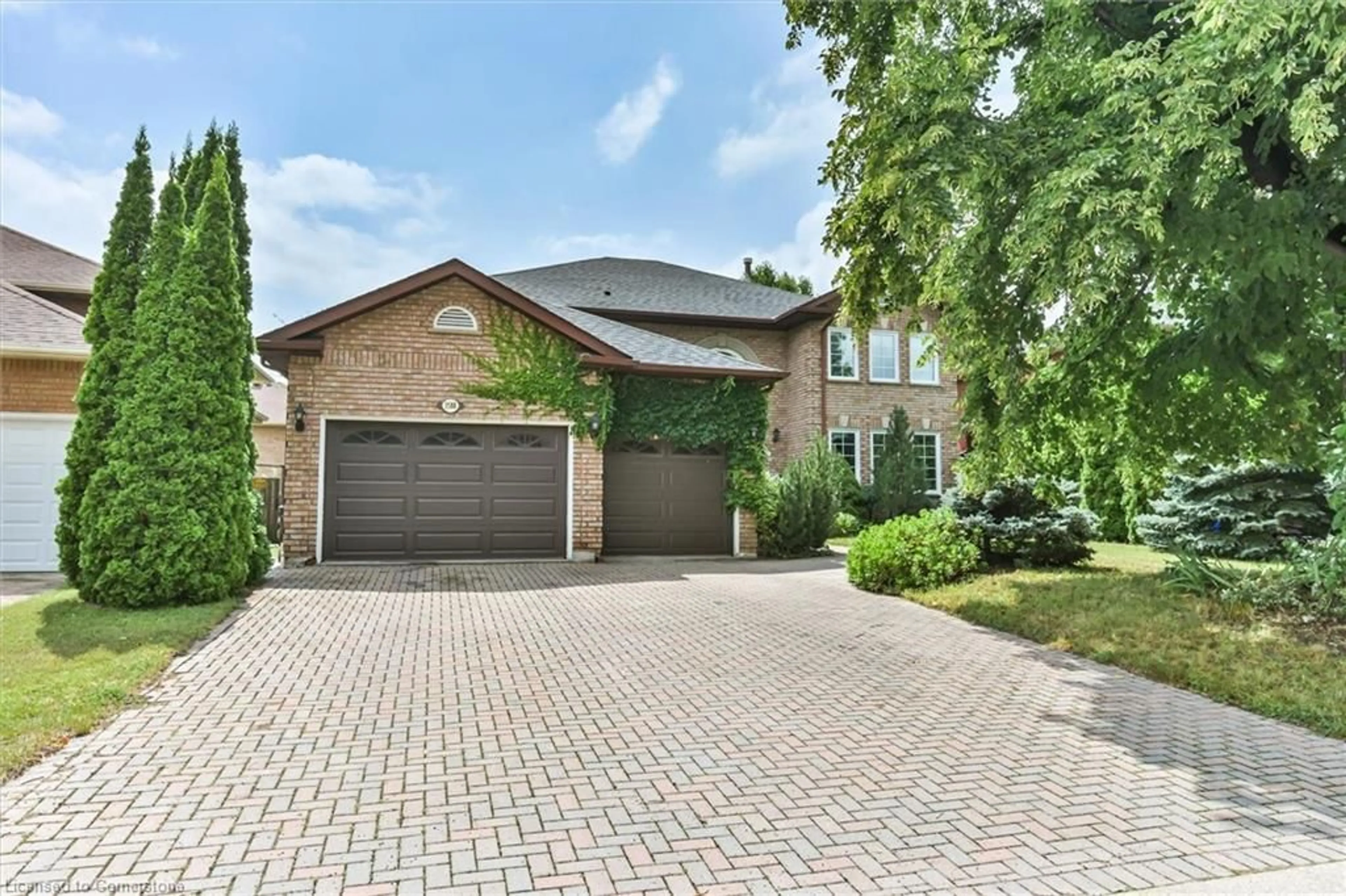 Home with brick exterior material for 3588 Thorpedale Crt, Mississauga Ontario L5L 3V6