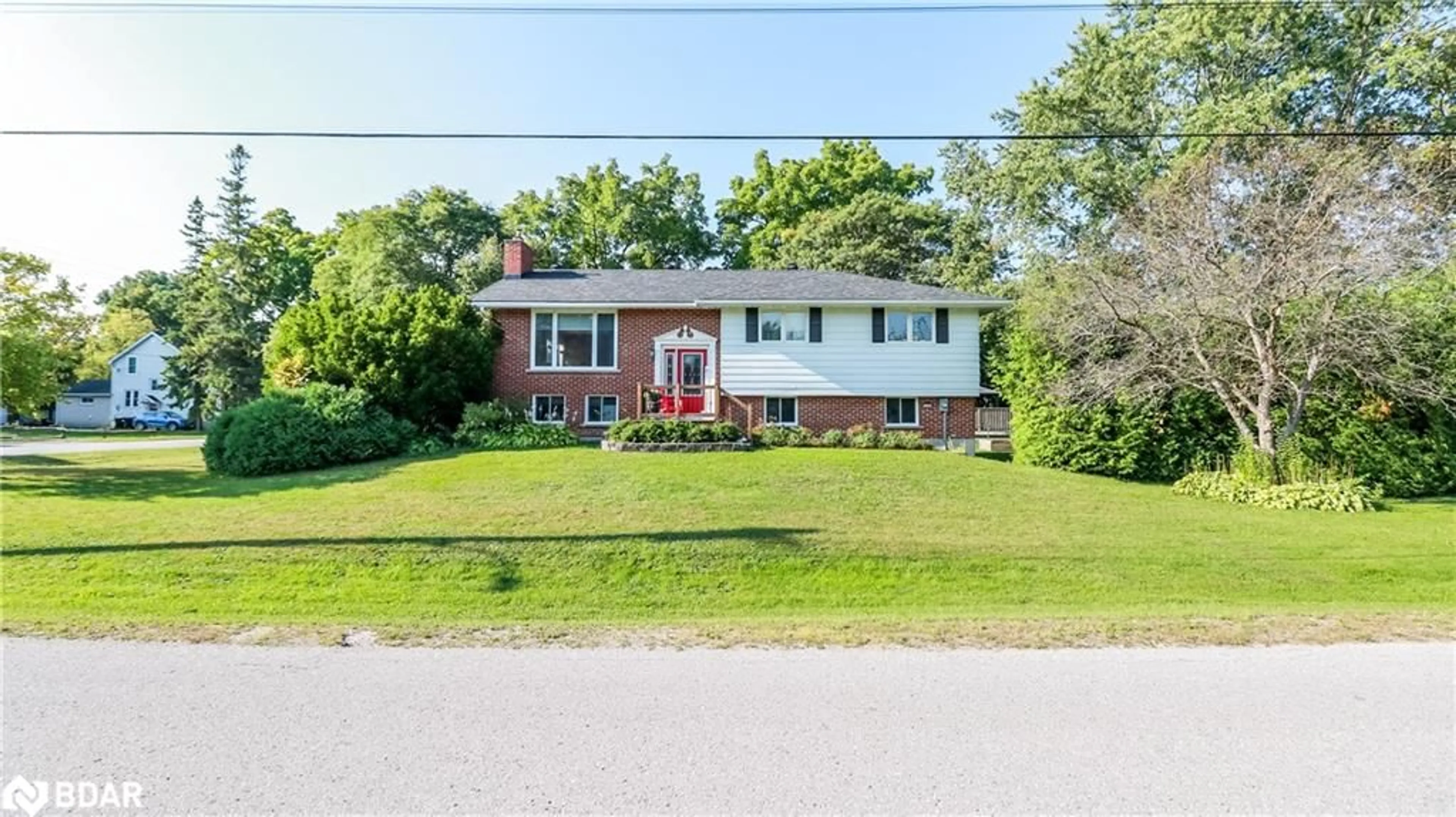 Frontside or backside of a home, the street view for 250 Superior St, Stayner Ontario L0M 1S0