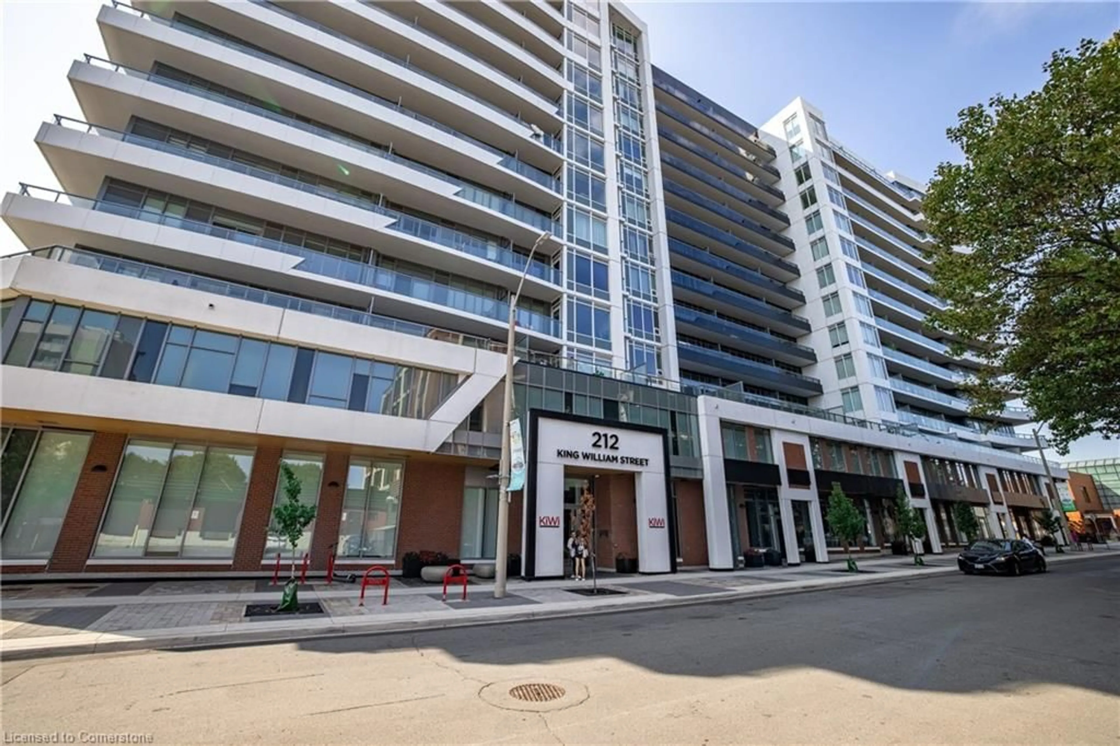 A pic from exterior of the house or condo, the front or back of building for 212 King William St #815, Hamilton Ontario L8N 1B5