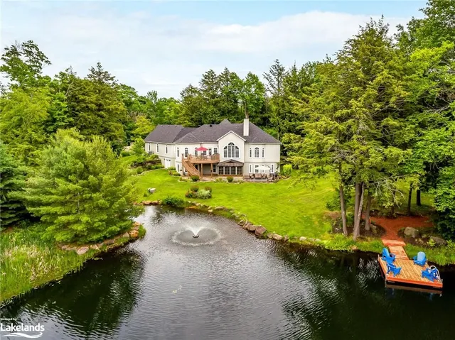 87 Deerfoot Trail, Huntsville