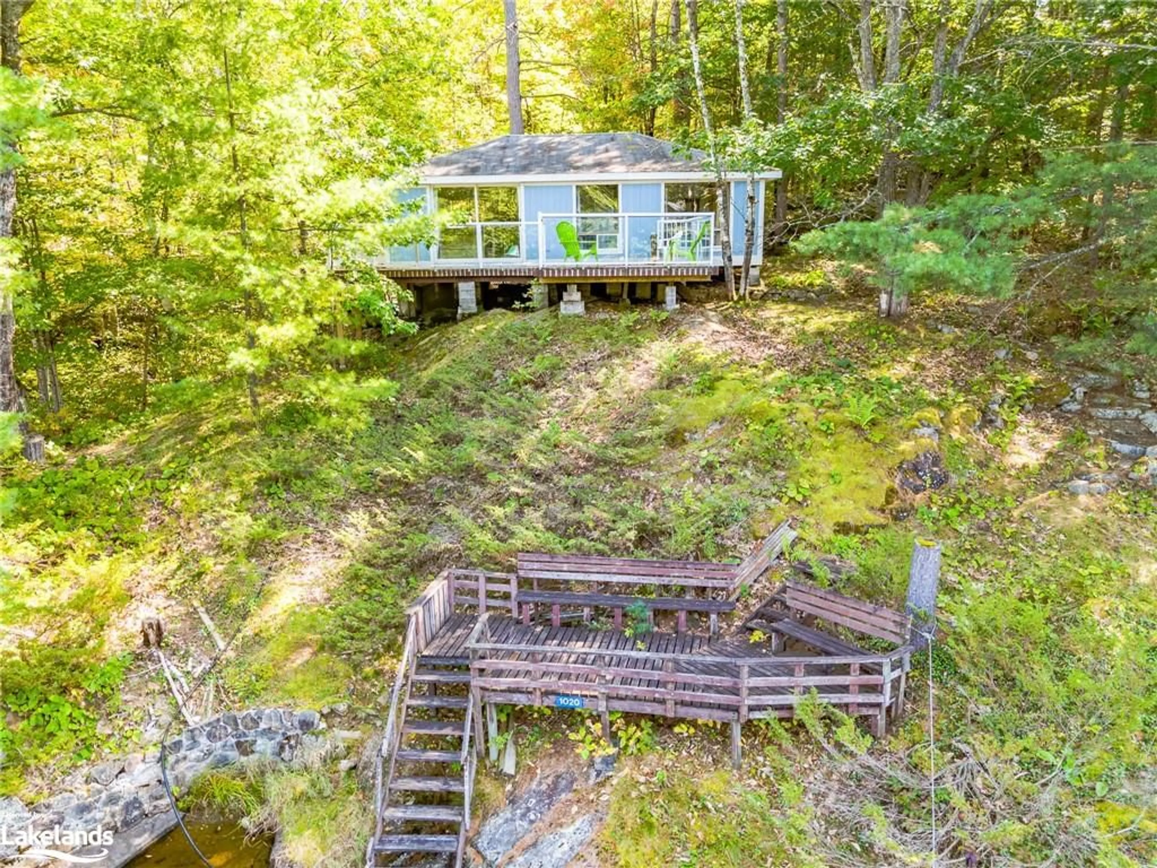 Cottage for 1020 Sunset Blvd, Gravenhurst Ontario P1P 1R3