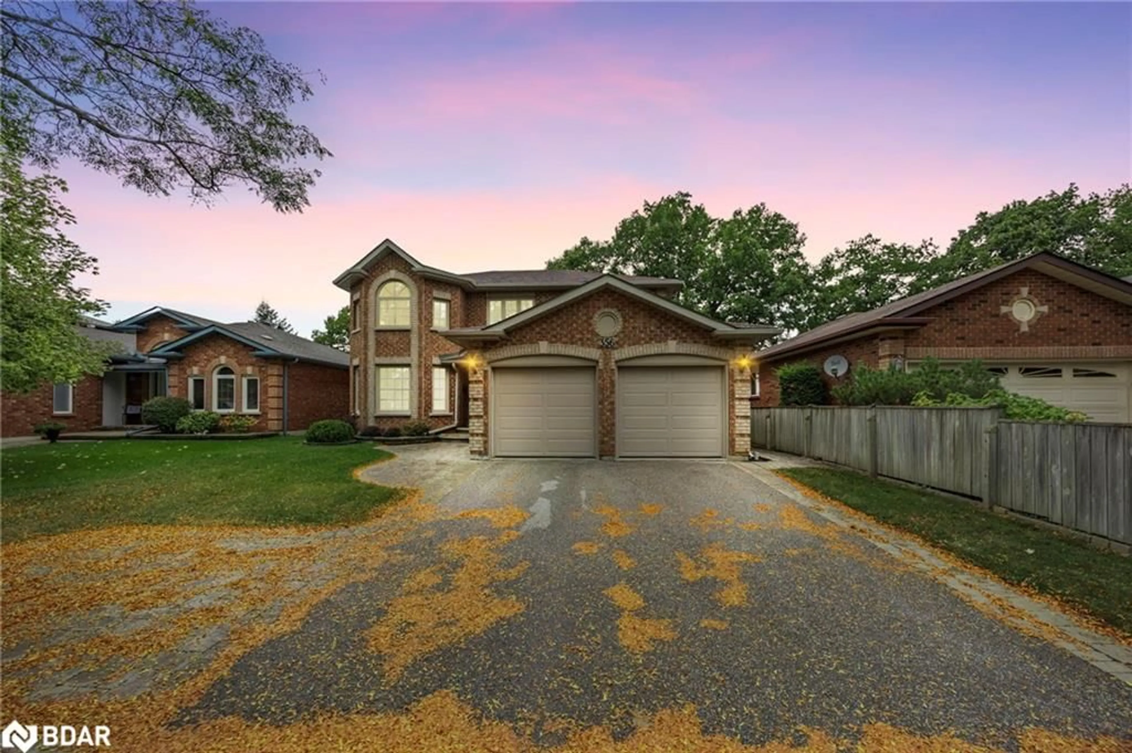 Frontside or backside of a home, the street view for 356 Livingstone St, Barrie Ontario L4N 7K7