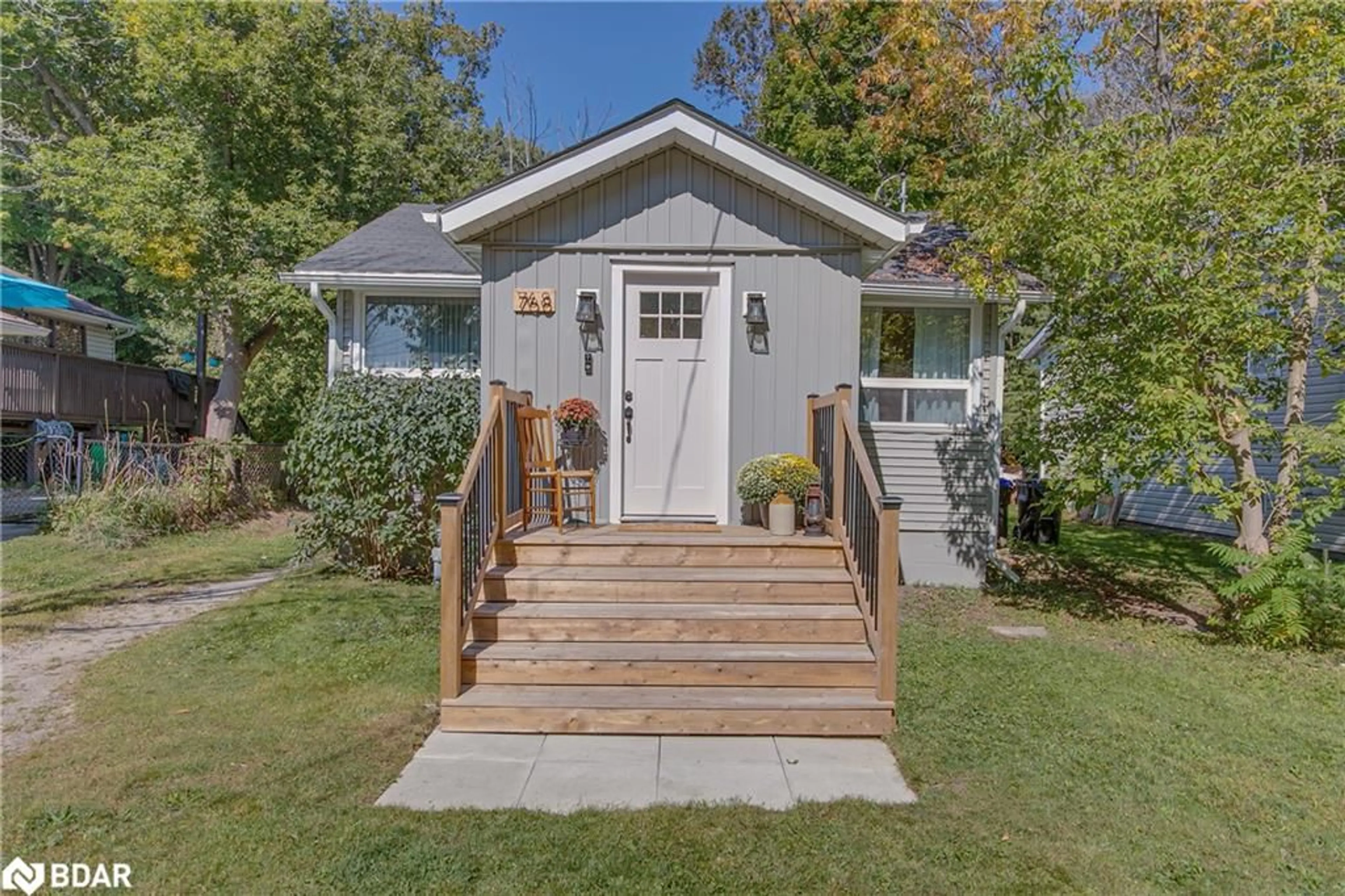 Frontside or backside of a home, cottage for 768 10th Line Line, Innisfil Ontario L9S 3N8