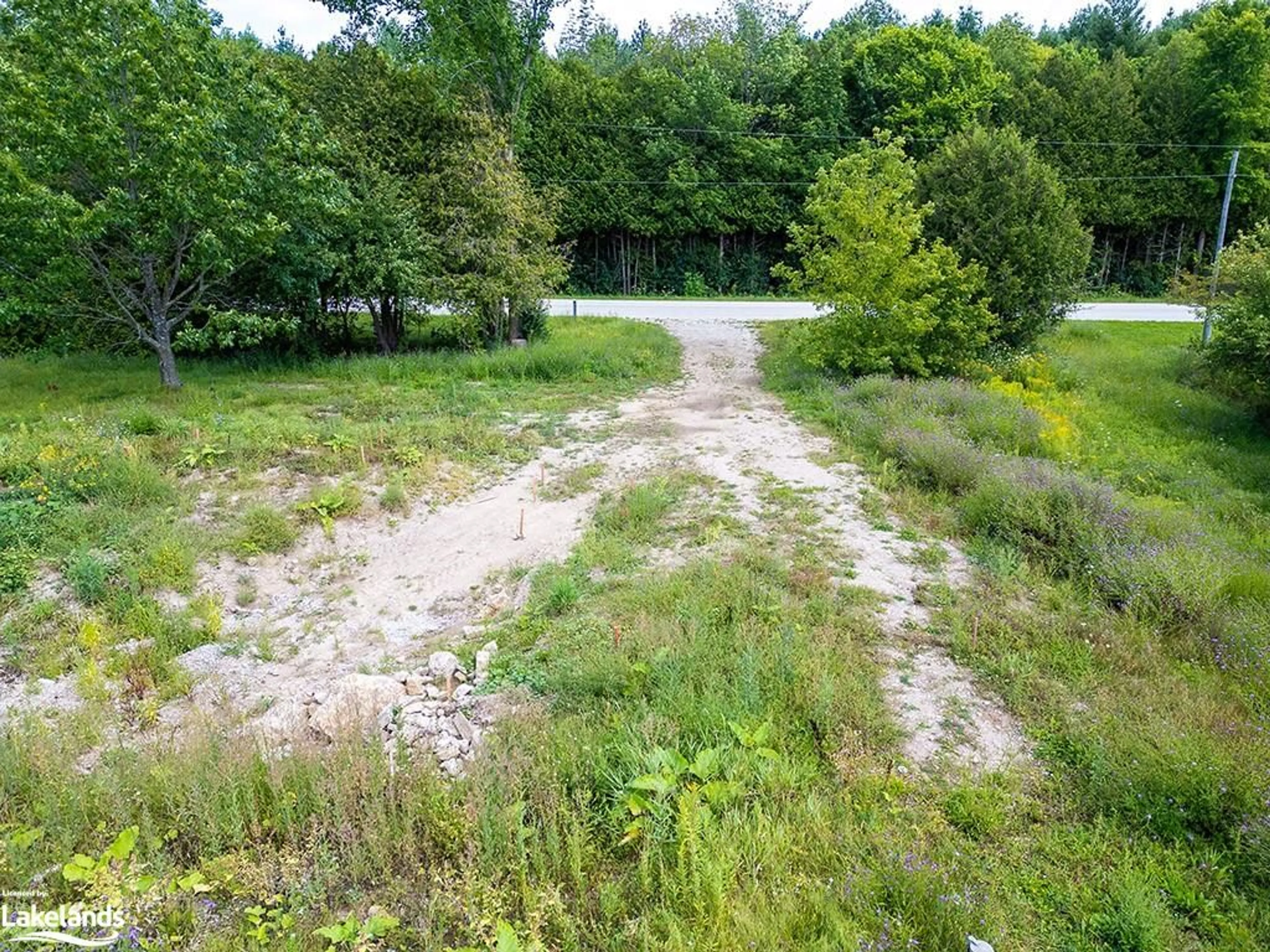 Parking for 397600 Concession 10 Rd, Meaford Municipality Ontario N4K 5N8