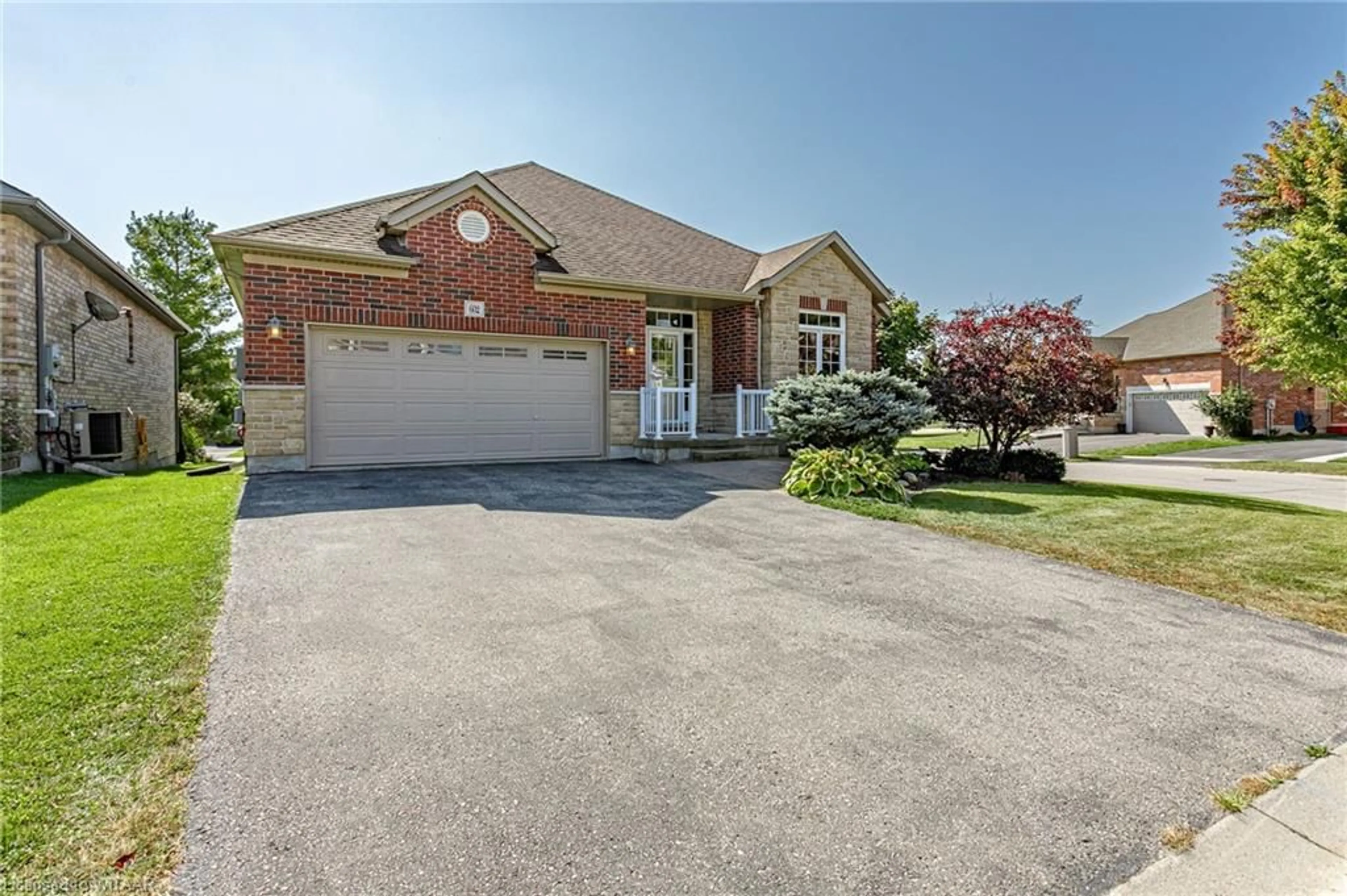 Frontside or backside of a home, cottage for 602 Fox Hollow Crt, Woodstock Ontario N4T 1W3