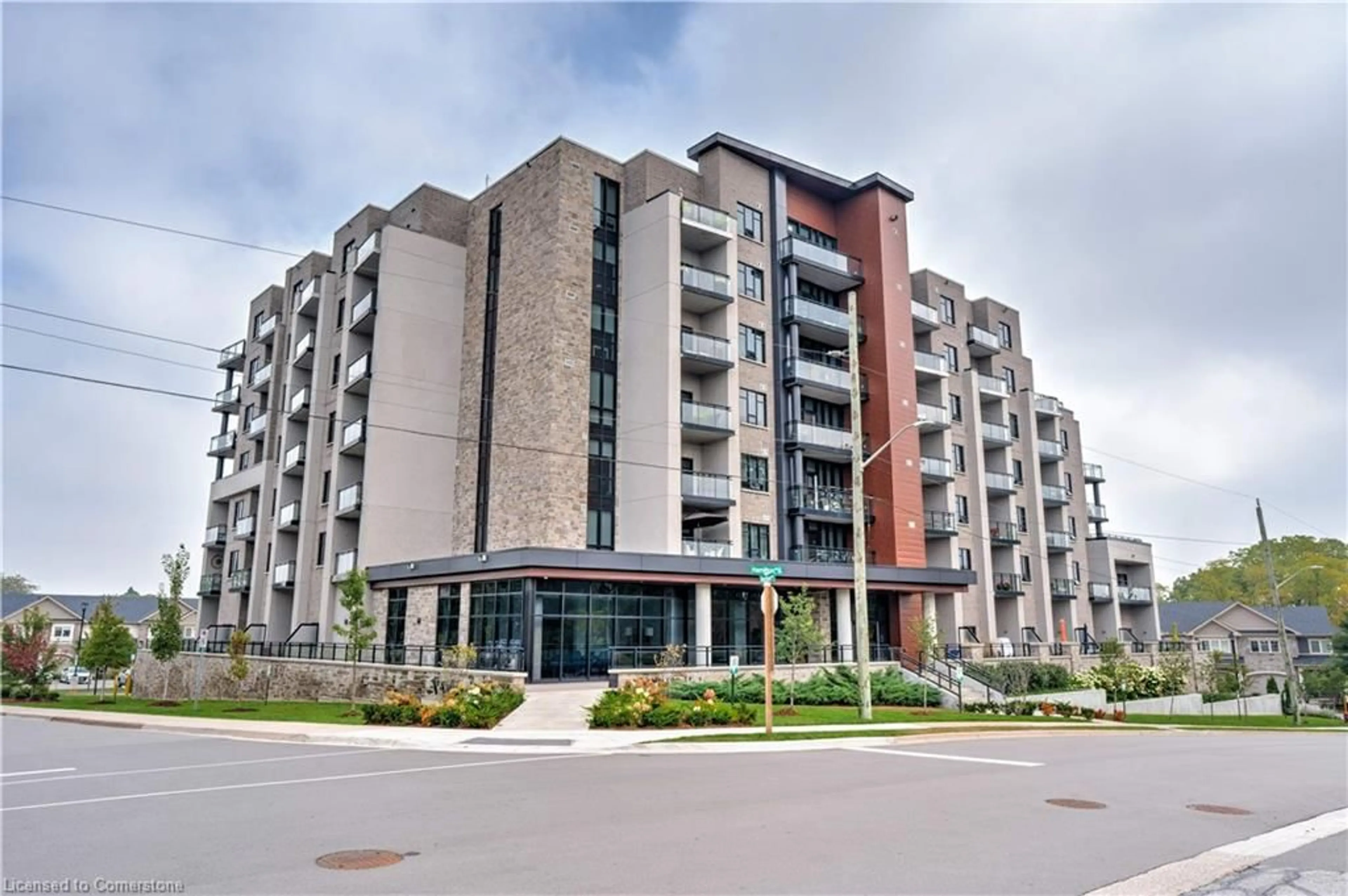 A pic from exterior of the house or condo for 30 Hamilton St #108, Waterdown Ontario L8B 1V8