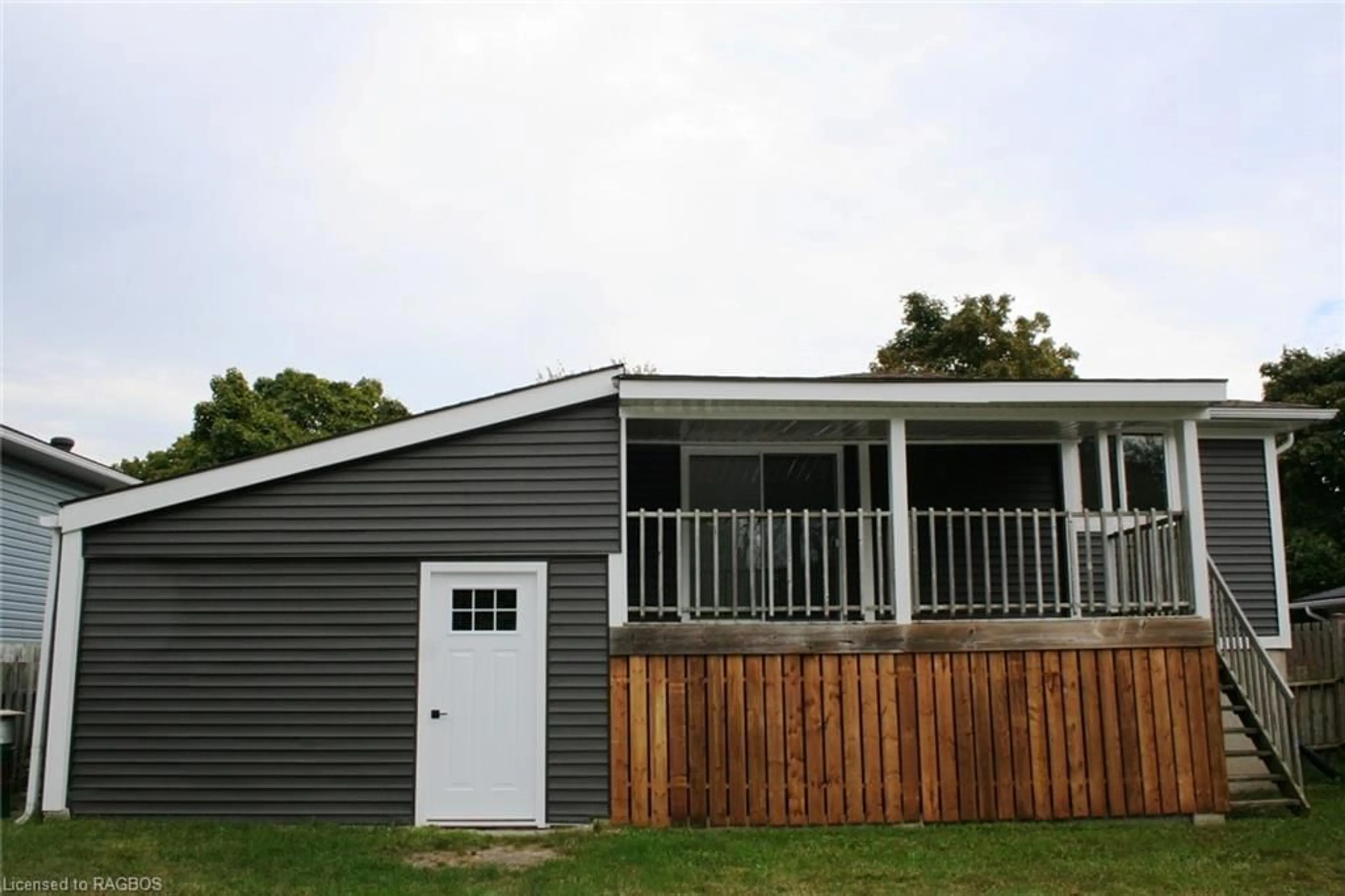 Frontside or backside of a home, cottage for 668 Palmateer Dr, Kincardine Ontario N2Z 1R4