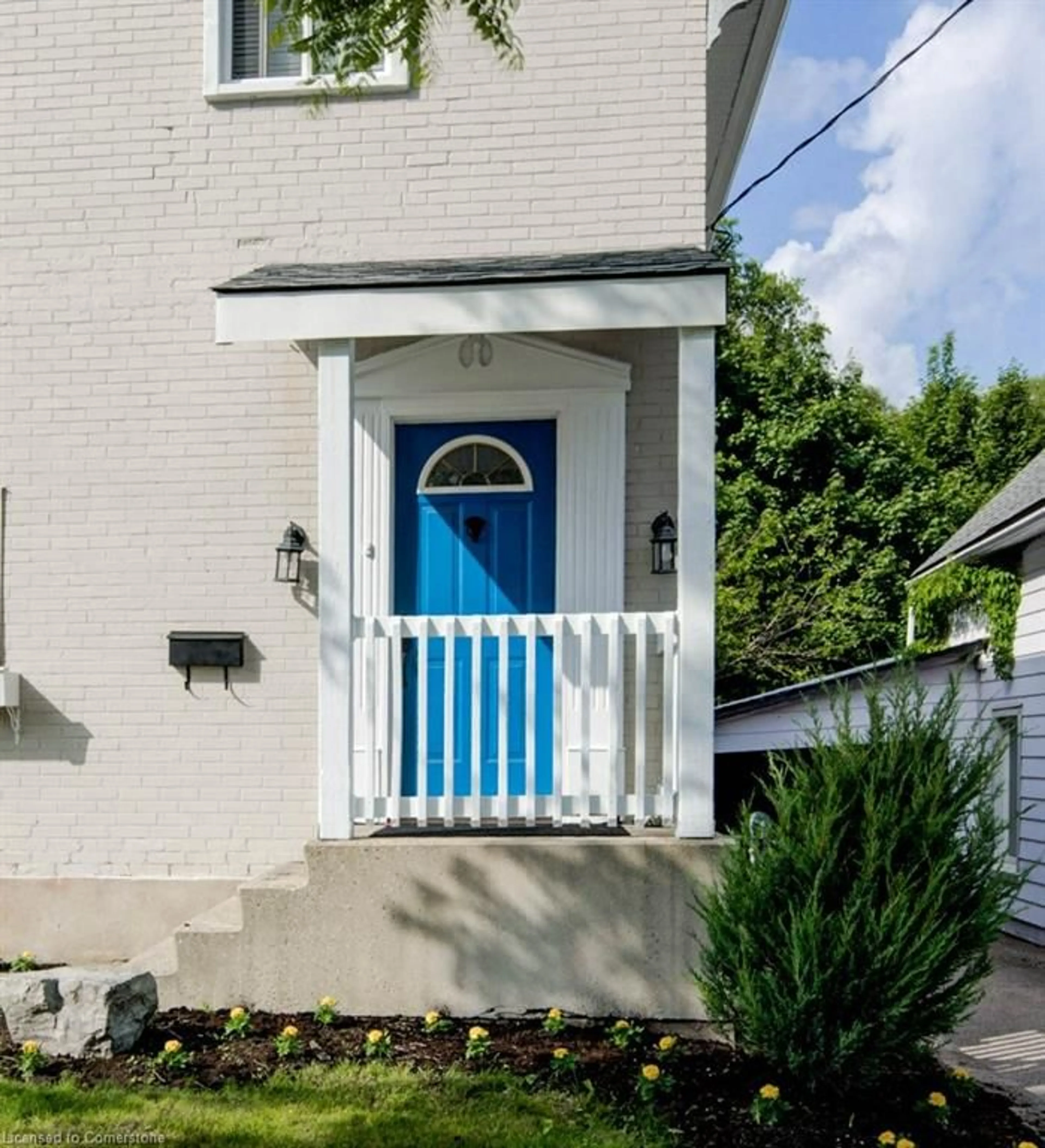 Frontside or backside of a home for 731 William St, Cambridge Ontario N3H 3W8