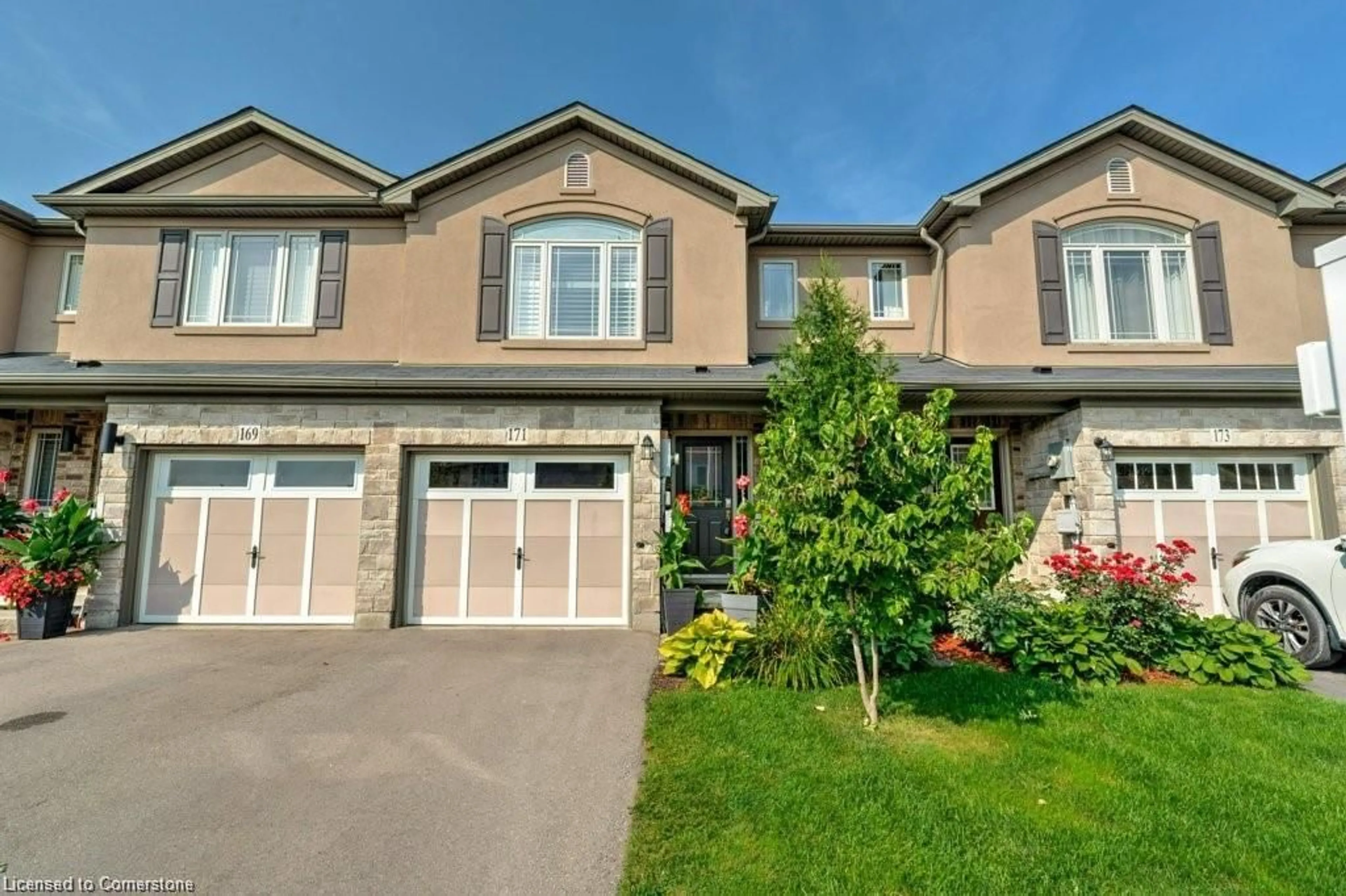 A pic from exterior of the house or condo for 171 Westbank Trail, Stoney Creek Ontario L8J 0H3