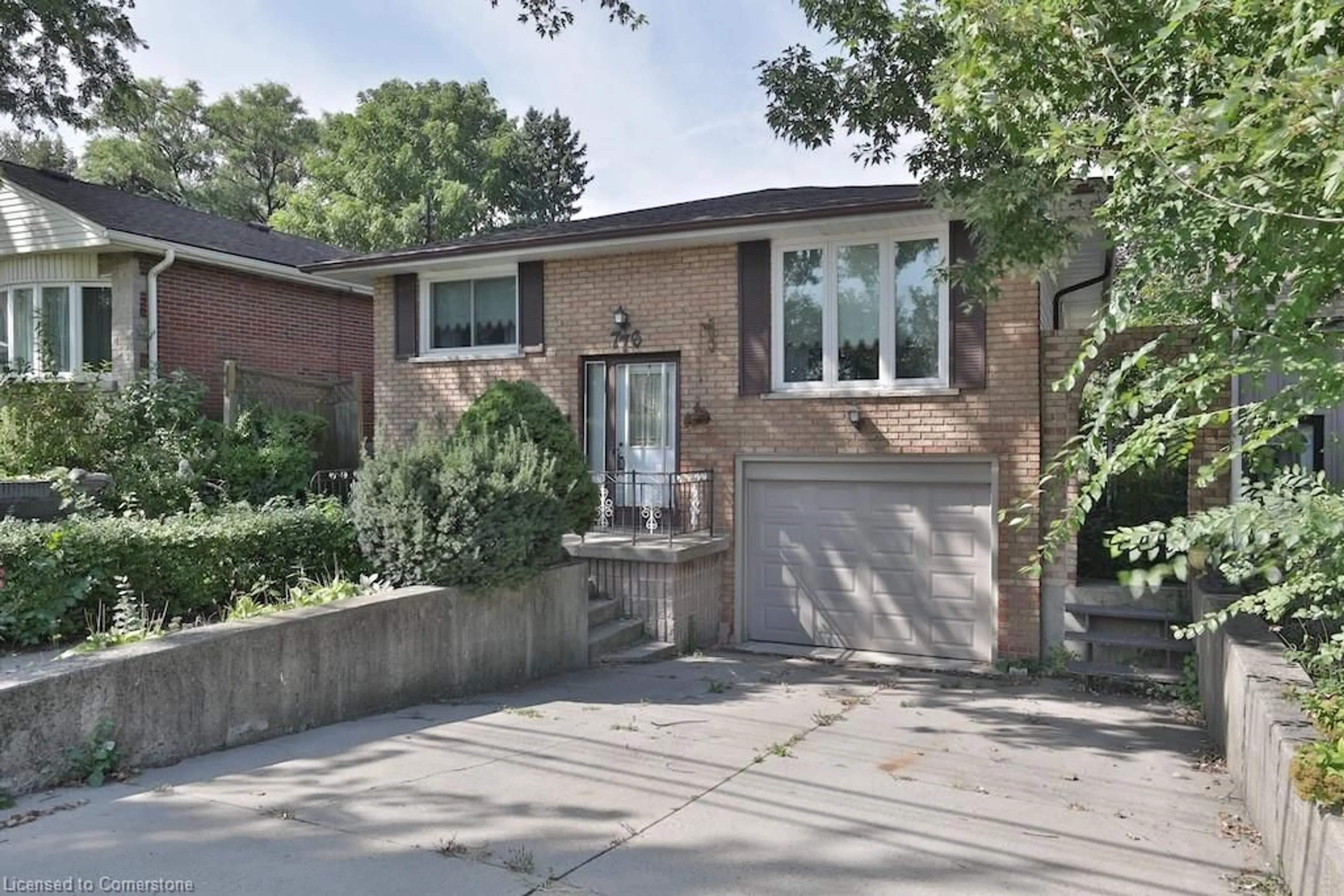 Home with brick exterior material for 776 Garth St, Hamilton Ontario L9C 4K4