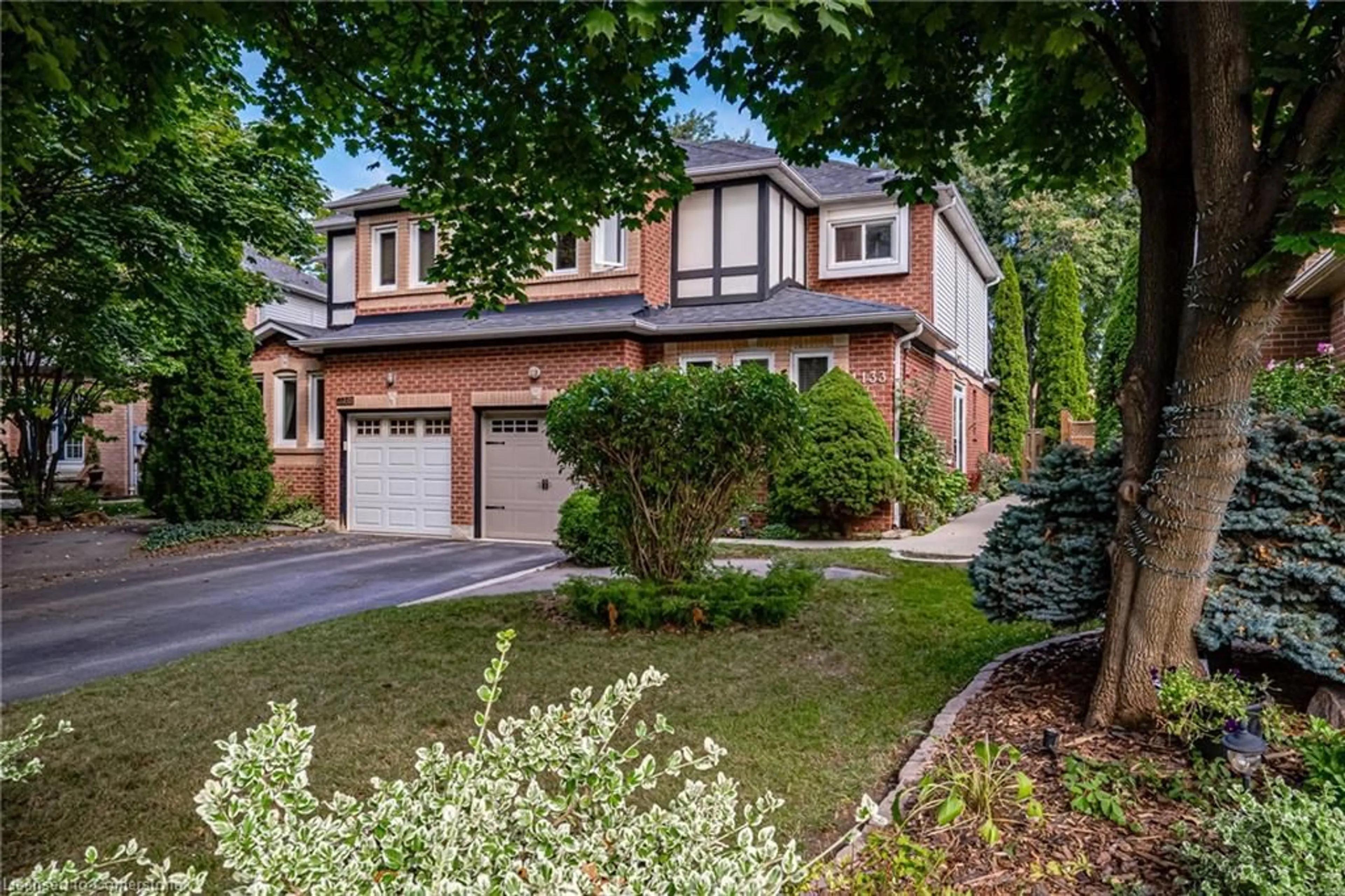 Home with brick exterior material for 1133 Beechnut Rd, Oakville Ontario L6J 7P2