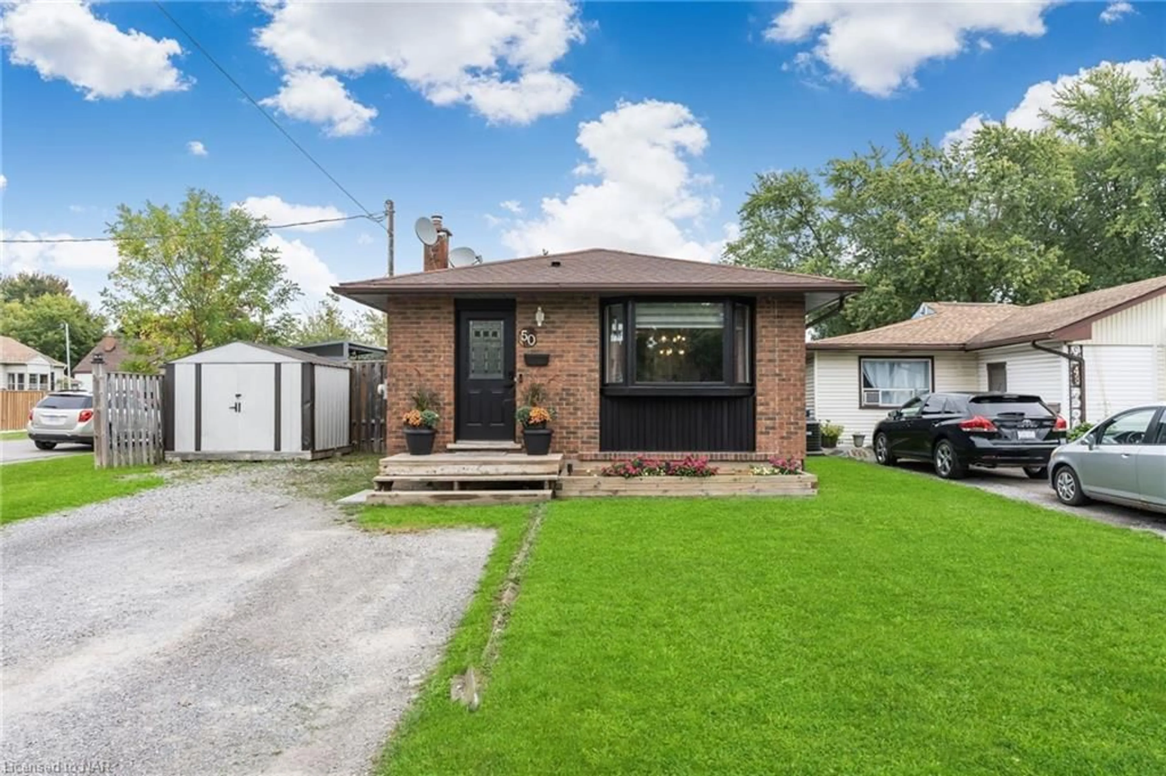 Frontside or backside of a home for 50 Bunting Rd, St. Catharines Ontario L2P 1Z3