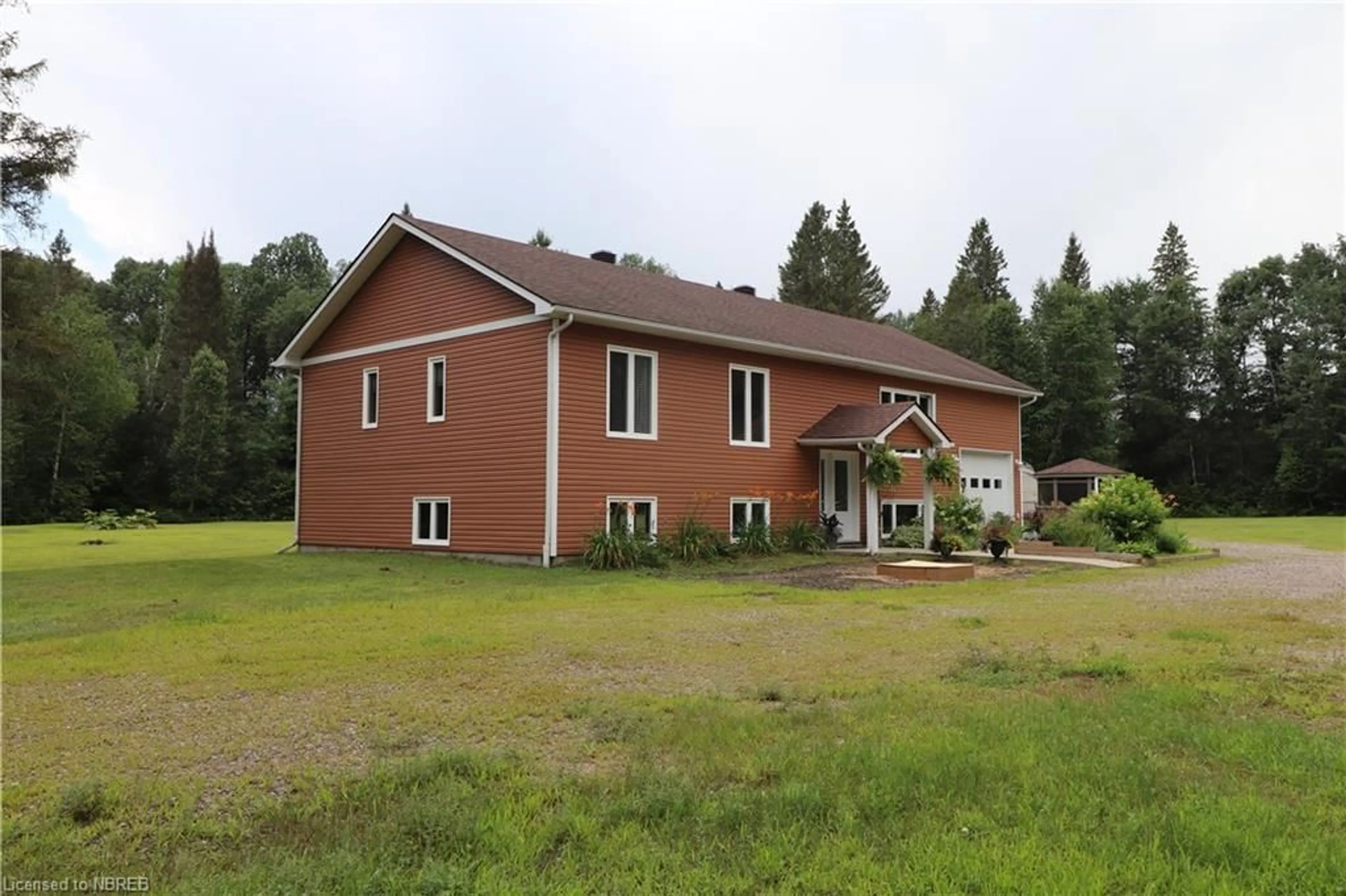 Frontside or backside of a home, the front or back of building for 9242 Highway 17, Rutherglen Ontario P0H 2E0