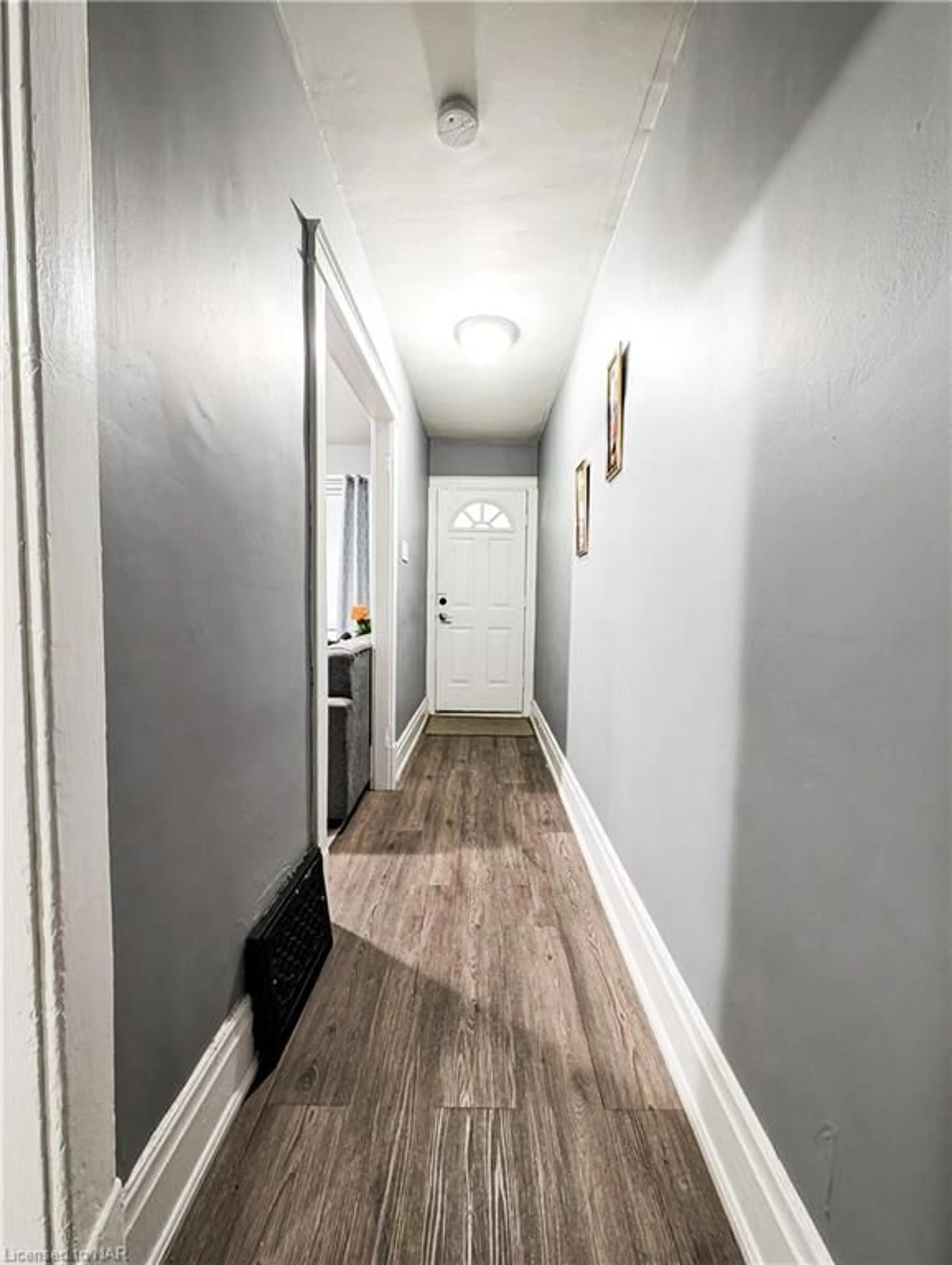 Indoor entryway, wood floors for 55 ½ Welland Ave, St. Catharines Ontario L2R 2M6