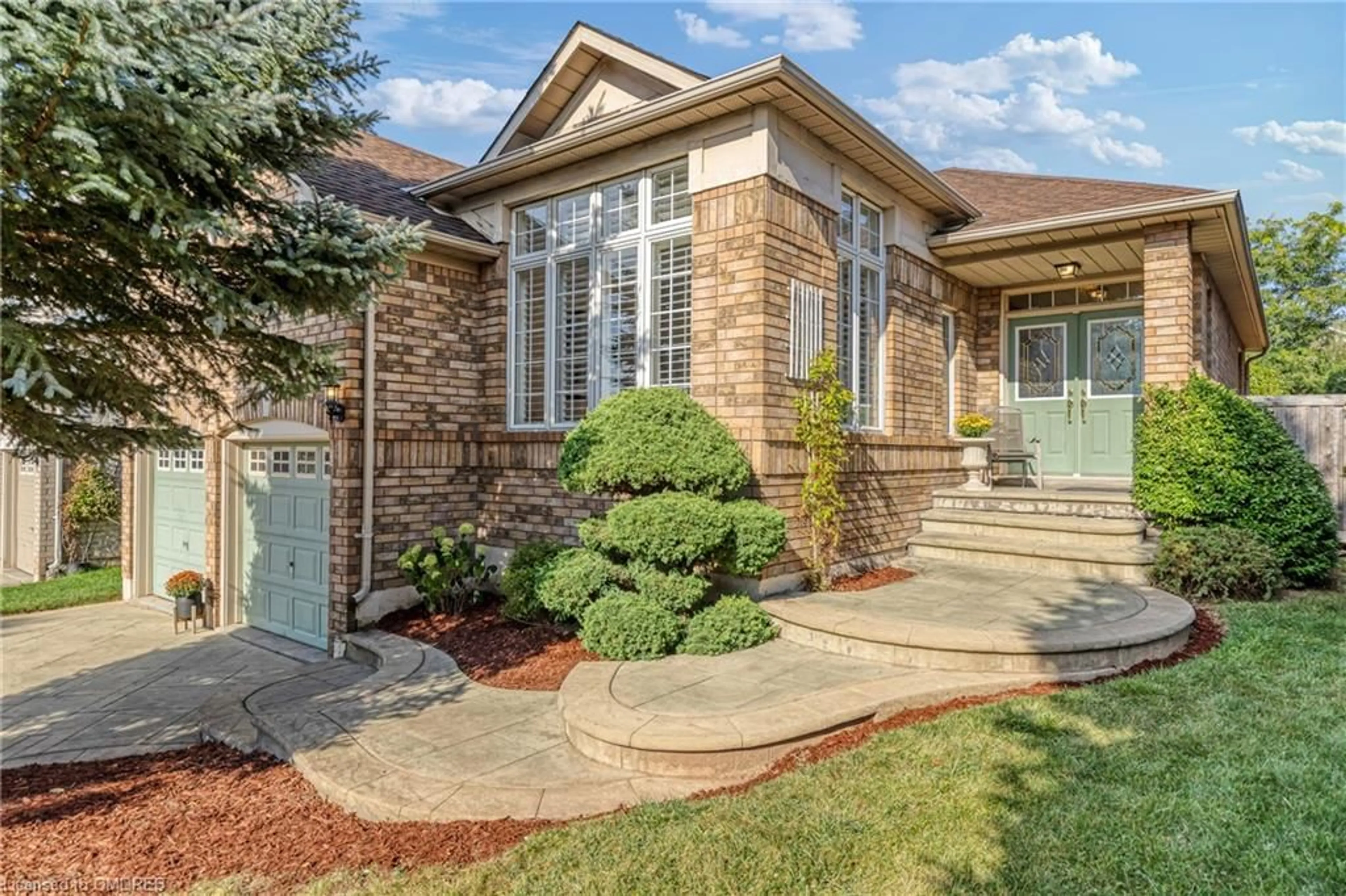 Home with brick exterior material for 1175 Grace Dr, Oakville Ontario L6H 6T5