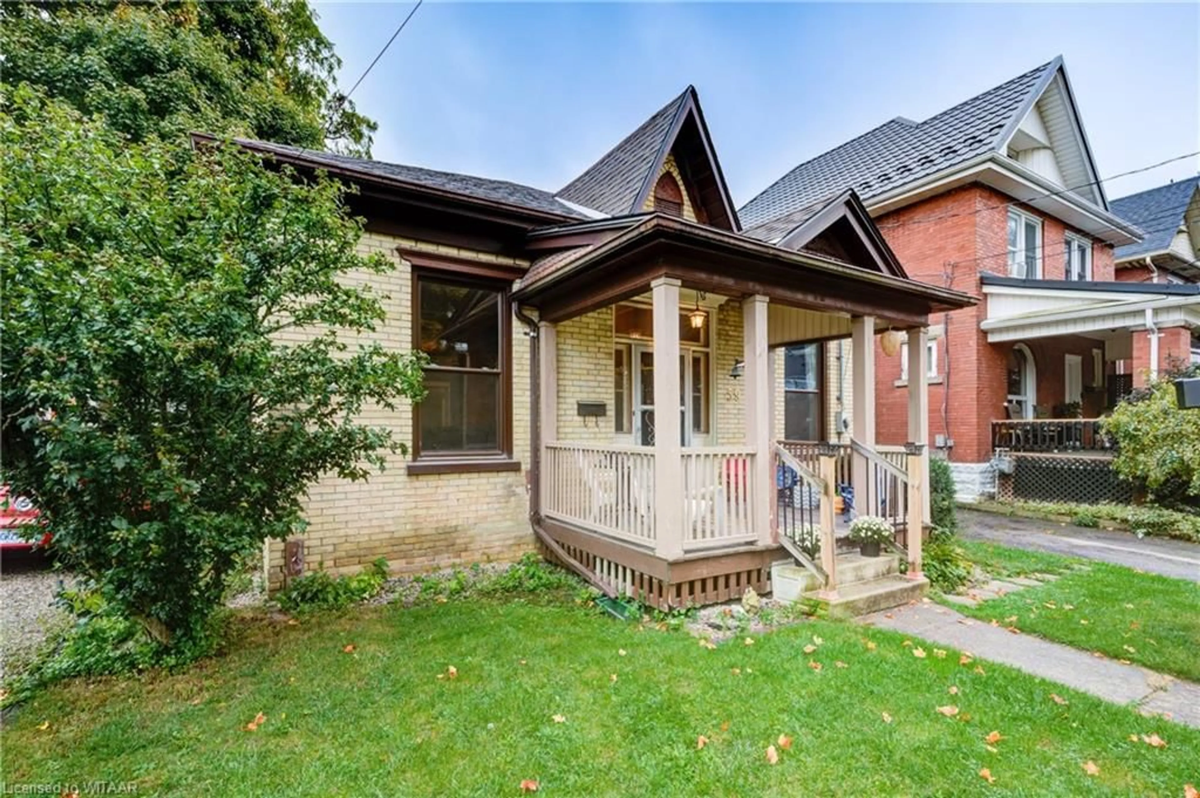 Frontside or backside of a home, cottage for 59 East St, St. Thomas Ontario N5P 2R3