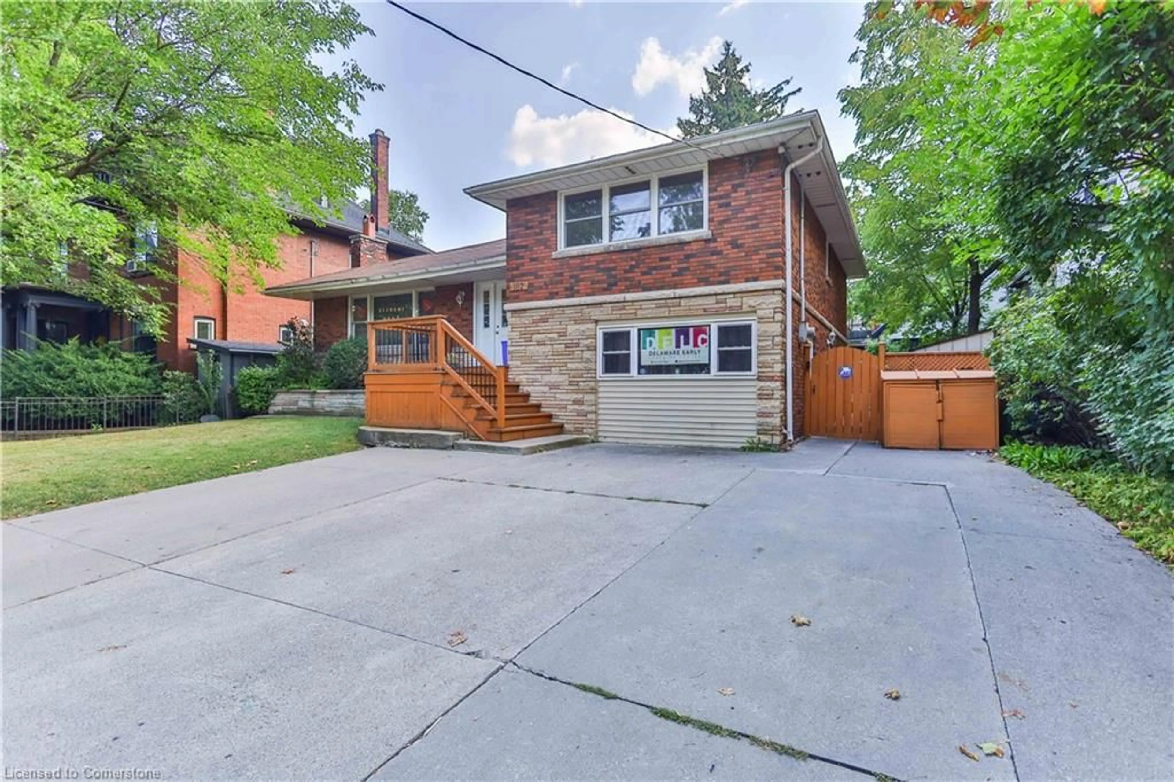 Frontside or backside of a home, the street view for 162 Delaware Ave, Hamilton Ontario L8M 1V6