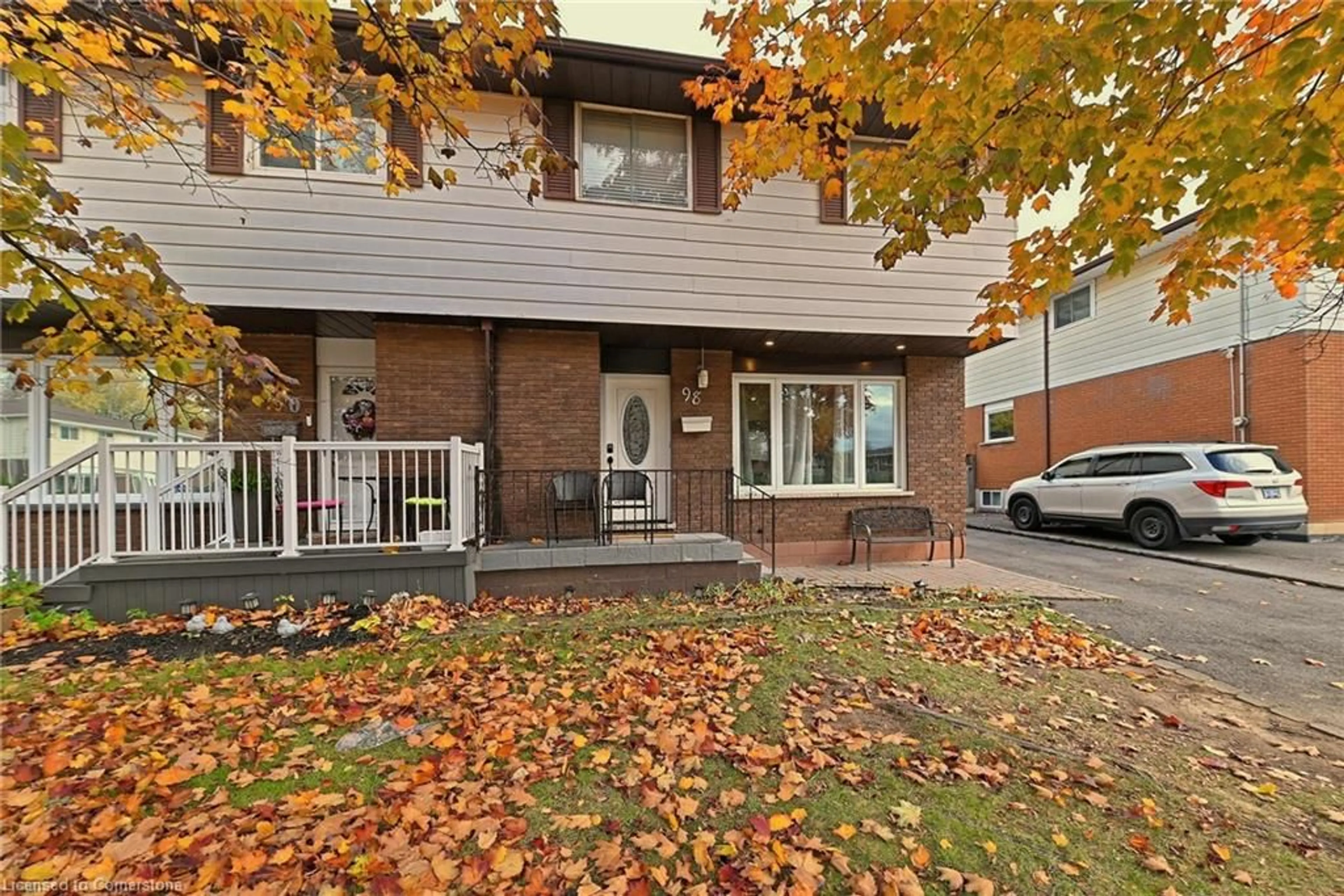 A pic from exterior of the house or condo, the street view for 98 Riverdale Dr, Hamilton Ontario L8E 1K4