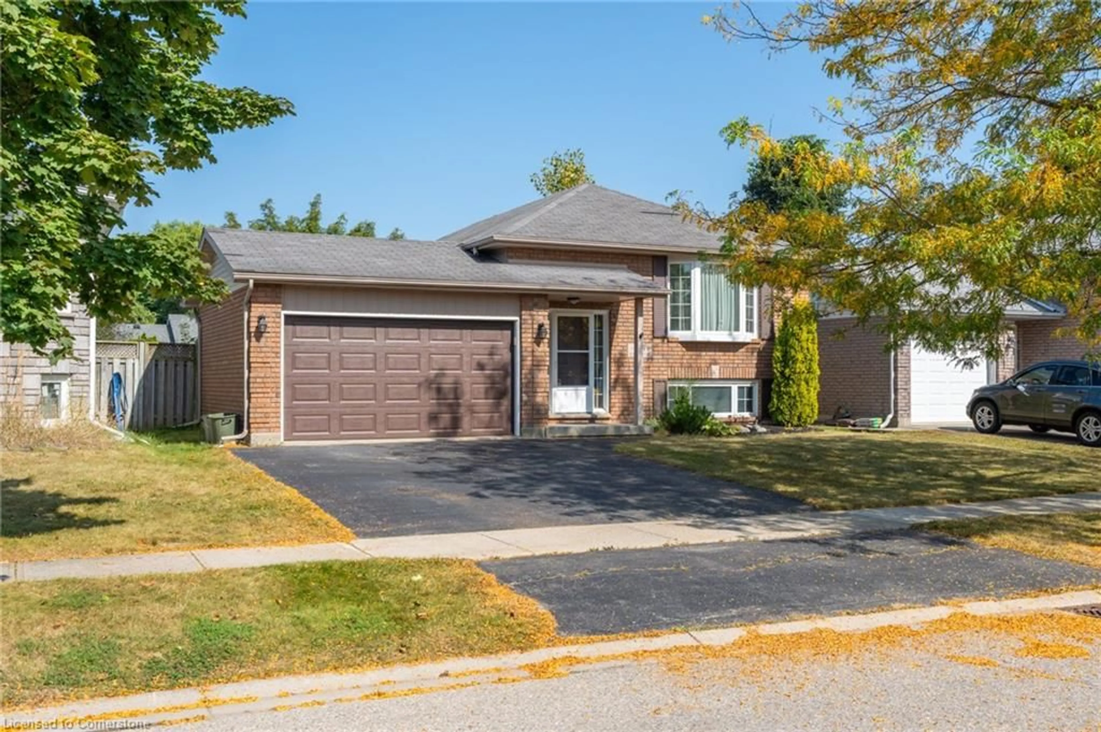 Home with brick exterior material for 25 Cork Cres, Brantford Ontario N3V 1E2