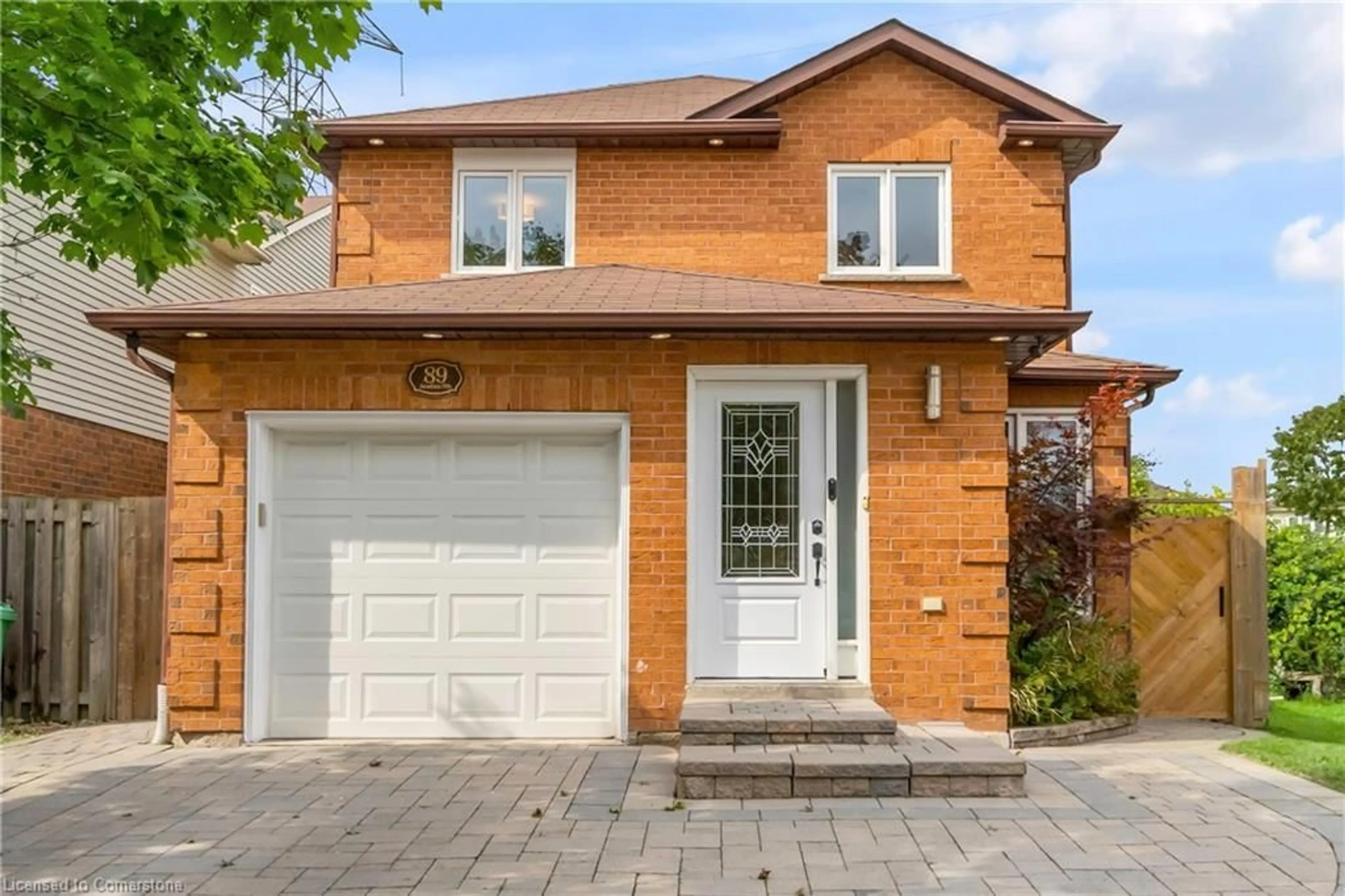 Home with brick exterior material for 89 Acadian Hts, Brampton Ontario L6Y 4H2