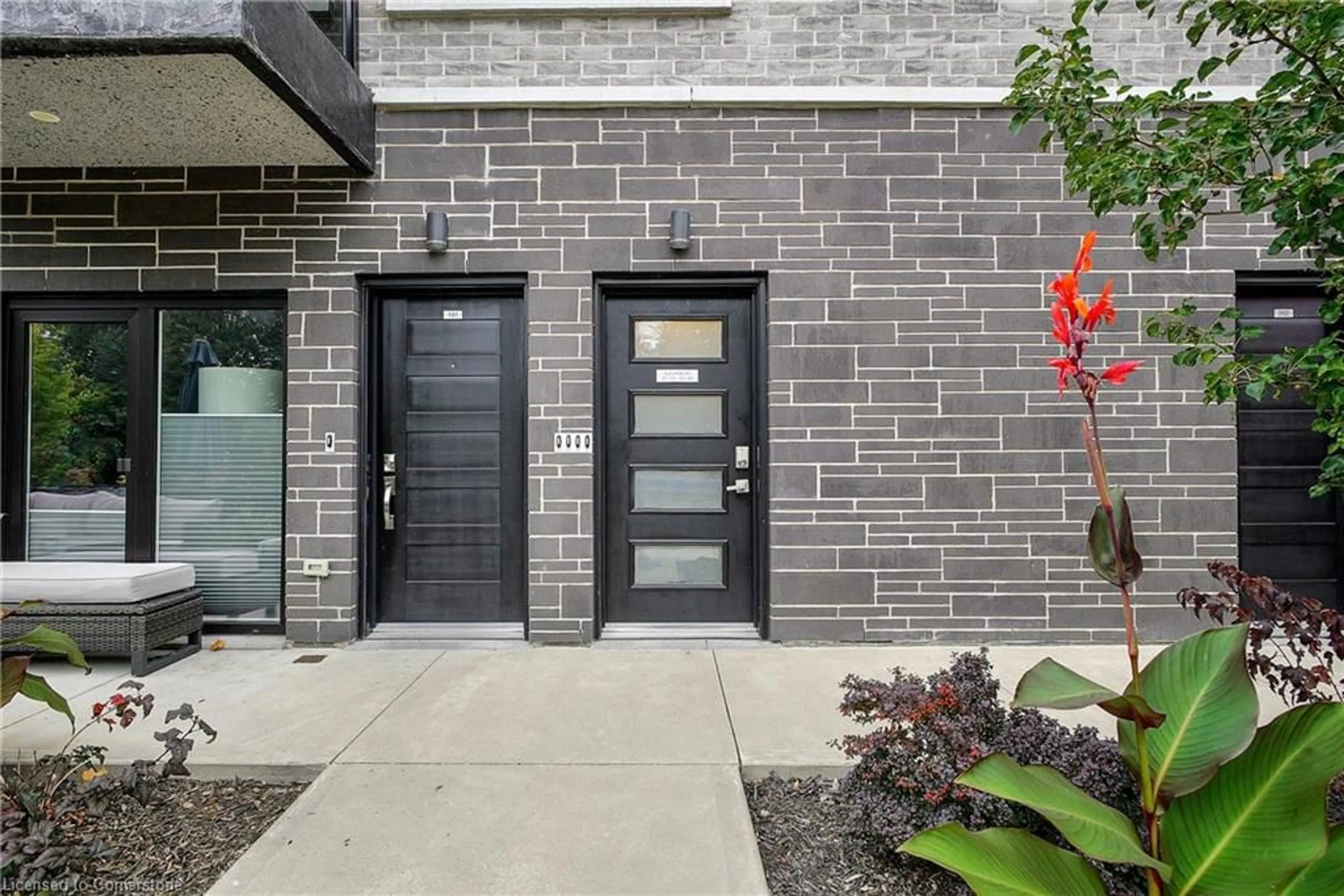 Indoor entryway, cement floor for 234 Heiman Street #302, Kitchener Ontario N2M 0B6