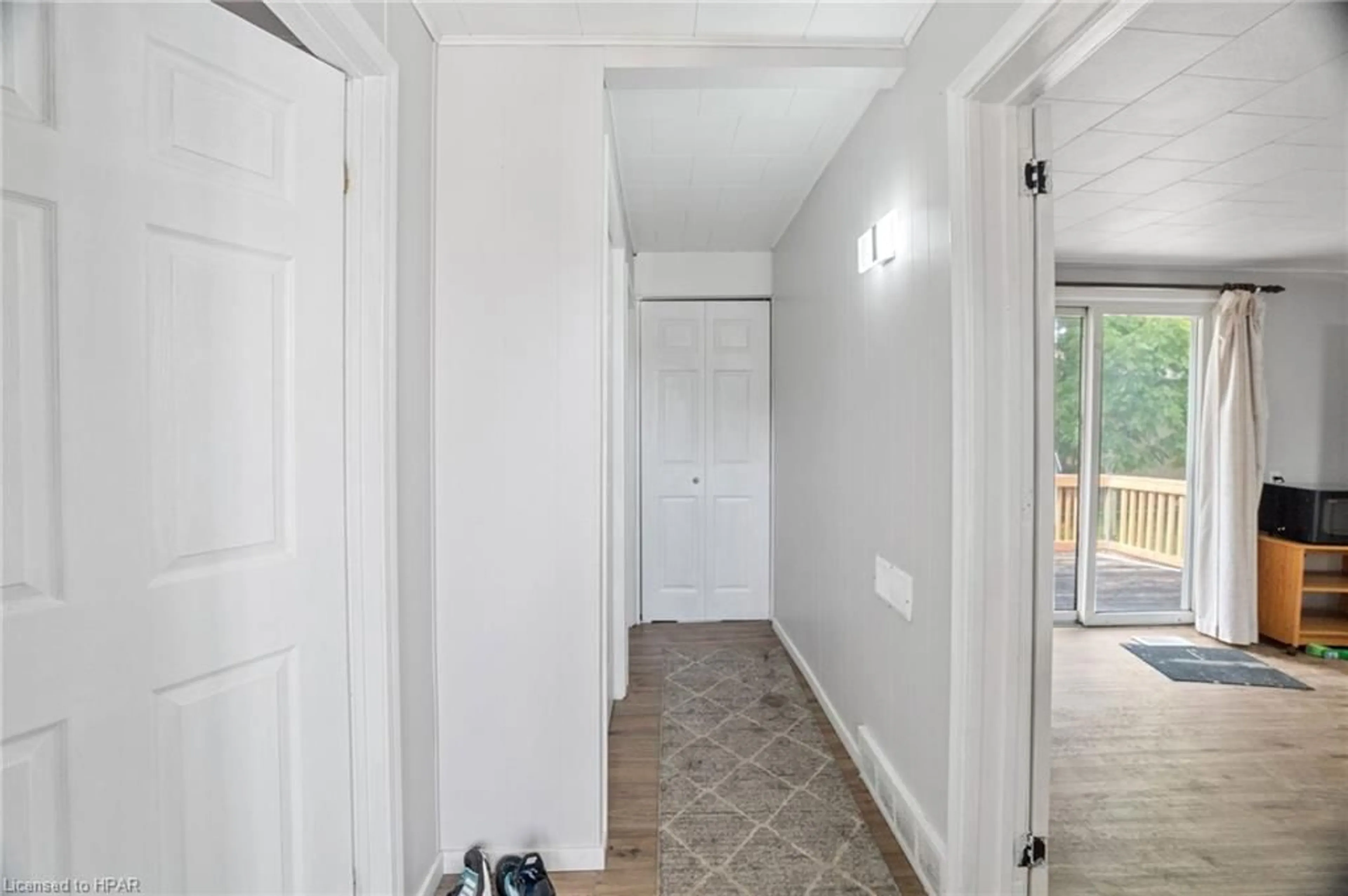 Indoor entryway, not visible floor for 82 London Rd, Hensall Ontario N0M 1X0