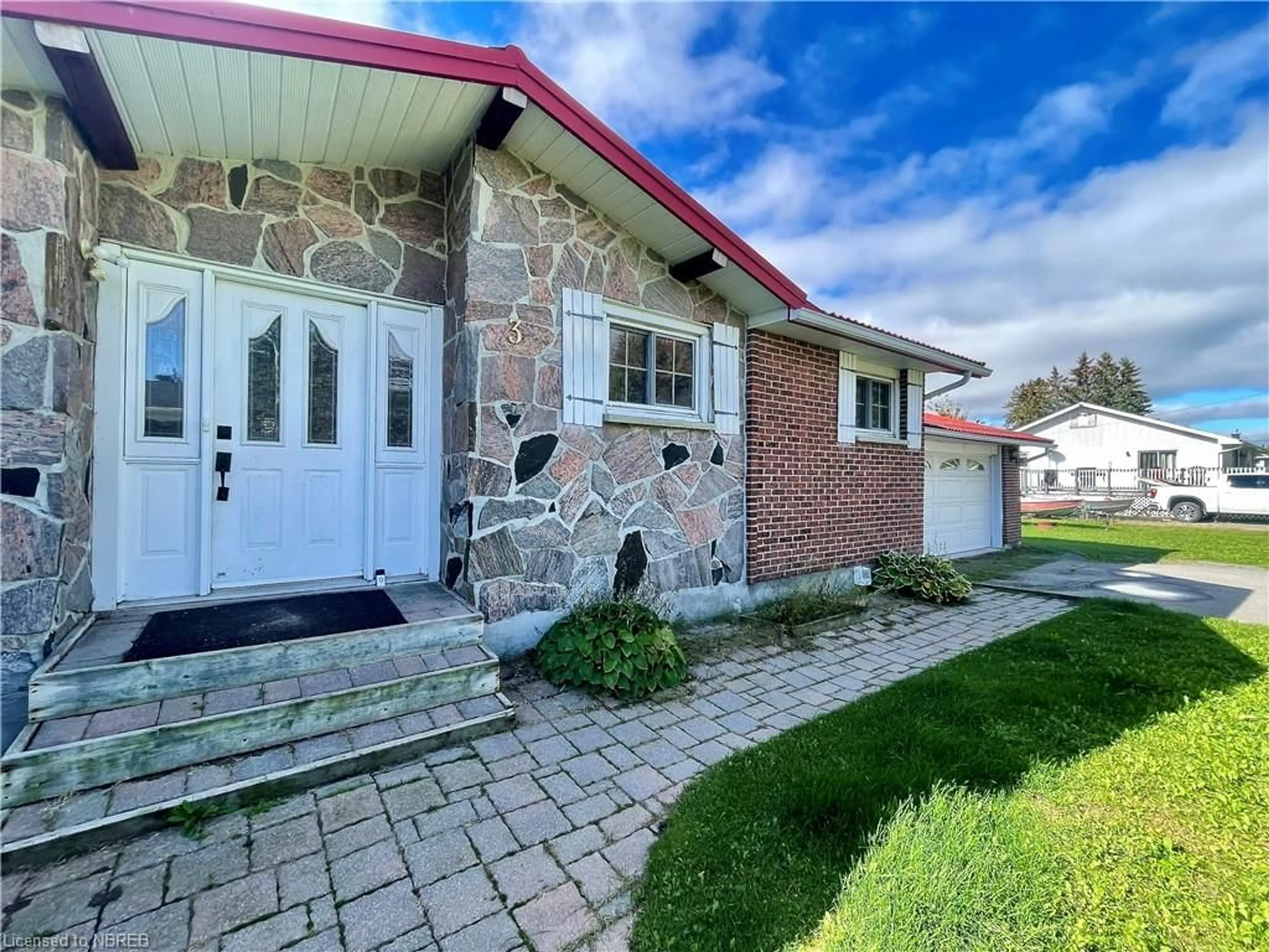 Home with brick exterior material for 3 Laurier St, Verner Ontario P0H 2M0