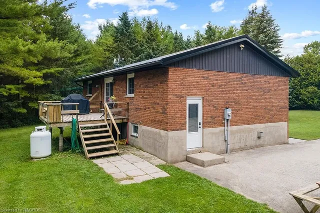 703021 Walker Sideroad, Chatsworth 2