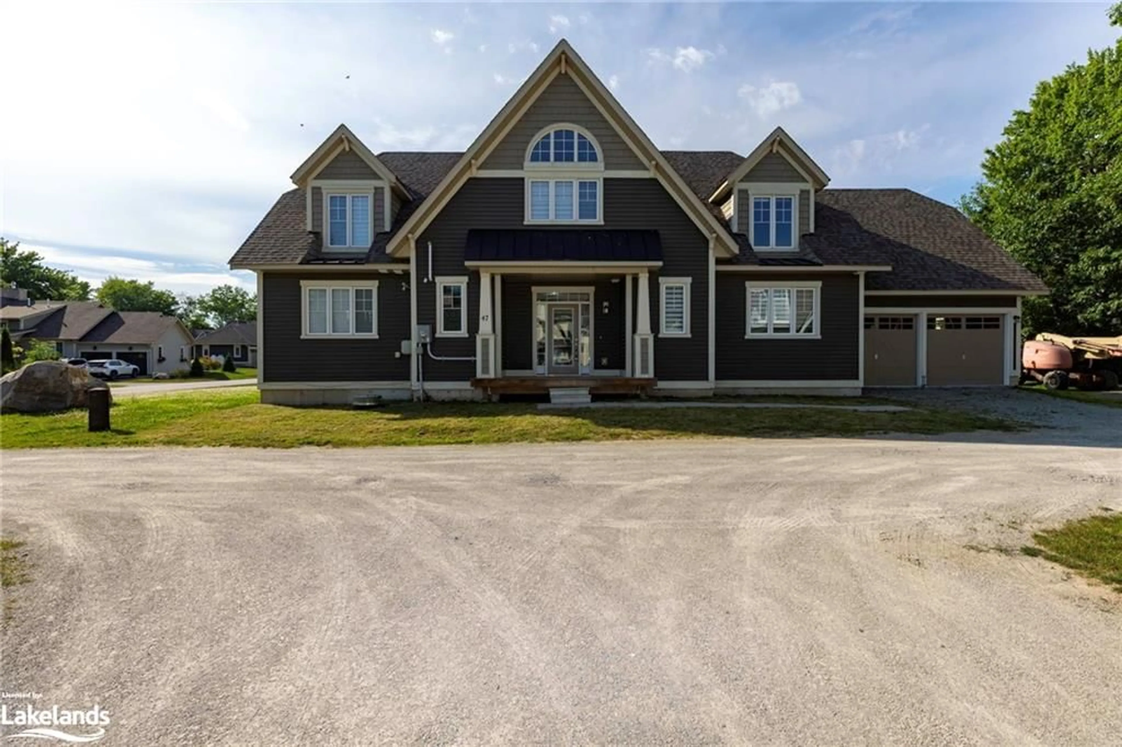 Frontside or backside of a home, cottage for 47 Marina Village Dr, Port Severn Ontario L0K 1S0