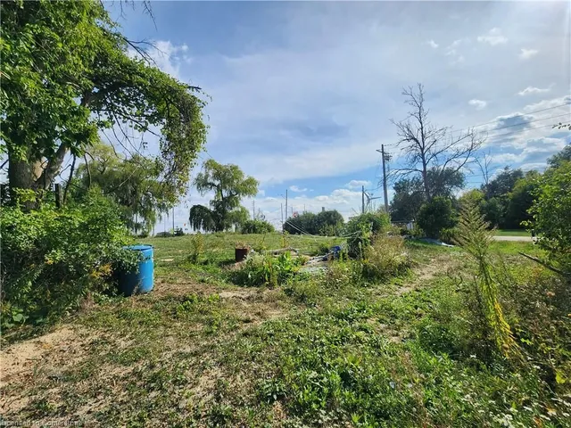 Additional image 19 of 559 Dundas St