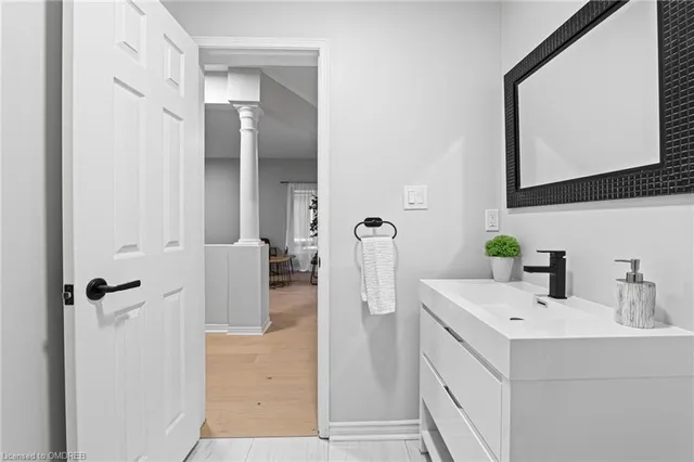 Additional property image - 486 Acumen Crt