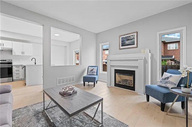 Additional property image - 486 Acumen Crt