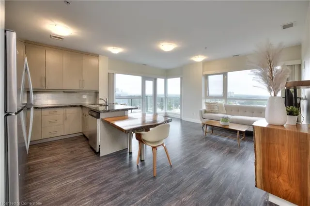 Additional property image - 1 Victoria St Unit 1602