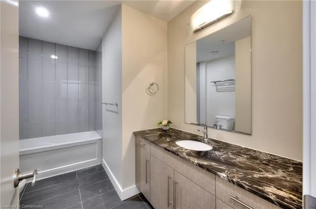 Additional property image - 1 Victoria St Unit 1602