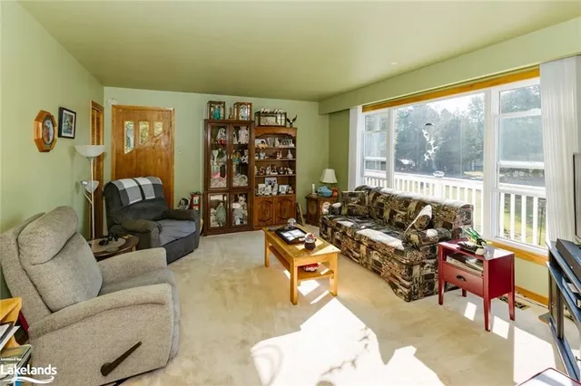 1525 Green Lake Rd, West Guilford 4